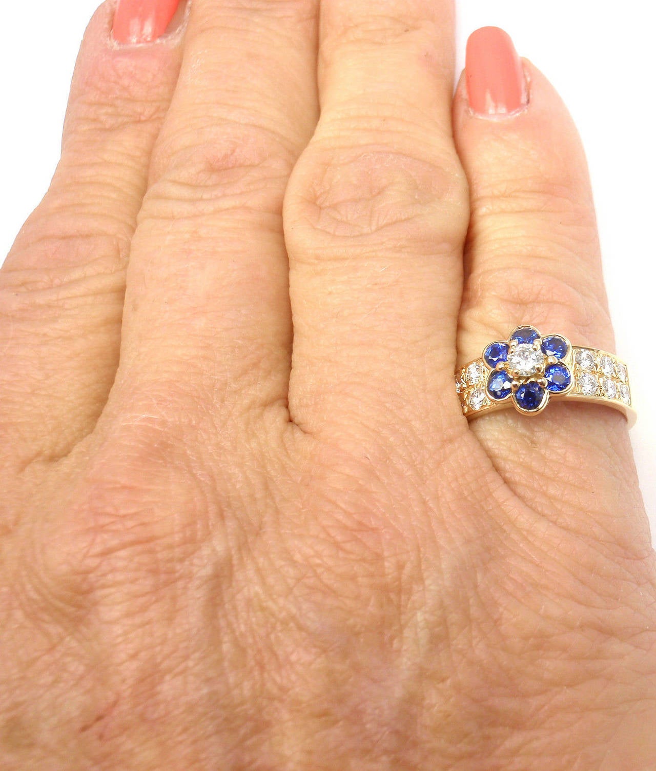 Van Cleef & Arpels Sapphire Diamond Gold Fleurette Flower Ring 1