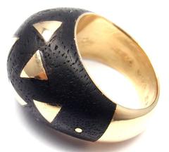 Van Cleef & Arpels Wood Gold Bombe Band Ring