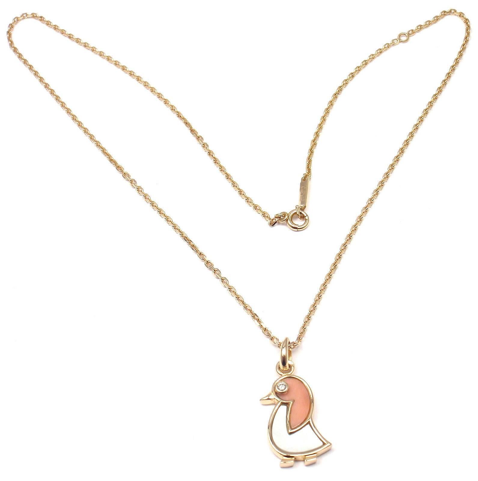 Van Cleef & Arpels Coral Mother Of Pearl Diamond Gold Pendant Necklace 3