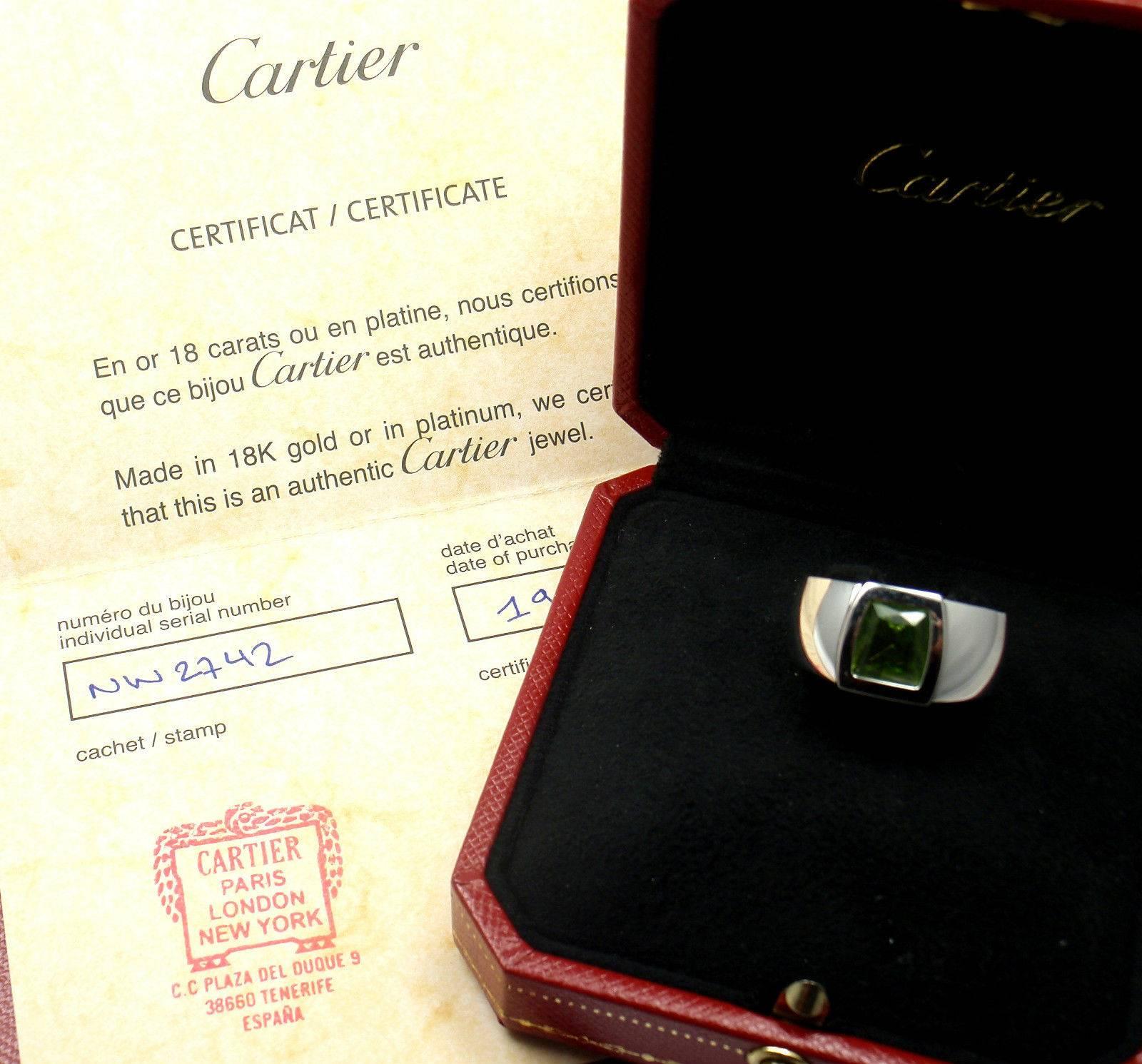 Cartier La Dona Peridot Gold Ring In New Condition For Sale In Holland, PA