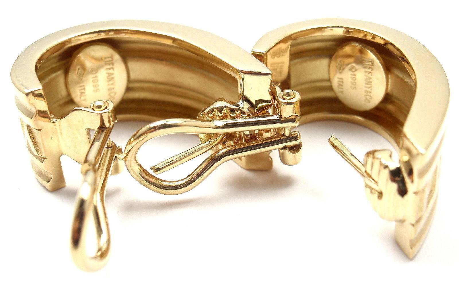 Tiffany & Co. Atlas Large Gold Hoop Earrings In New Condition In Holland, PA