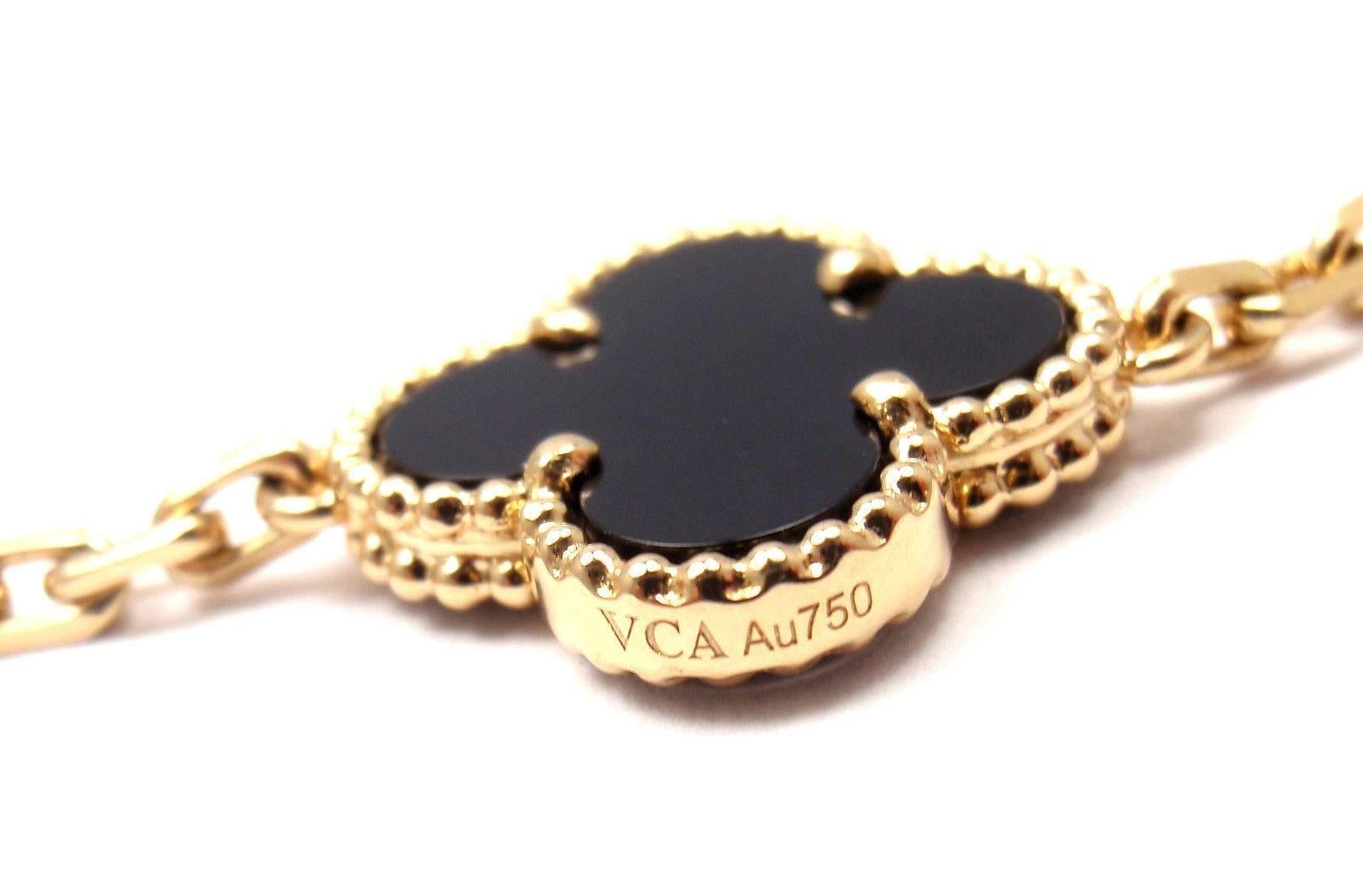 Women's or Men's Van Cleef & Arpels Vintage Alhambra Twenty-Motif Black Onyx Gold Necklace