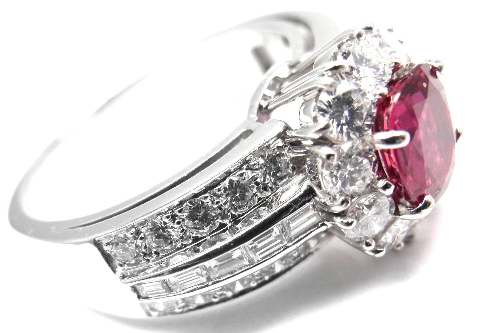 Van Cleef & Arpels Diamond Ruby Platinum Ring In New Condition In Holland, PA