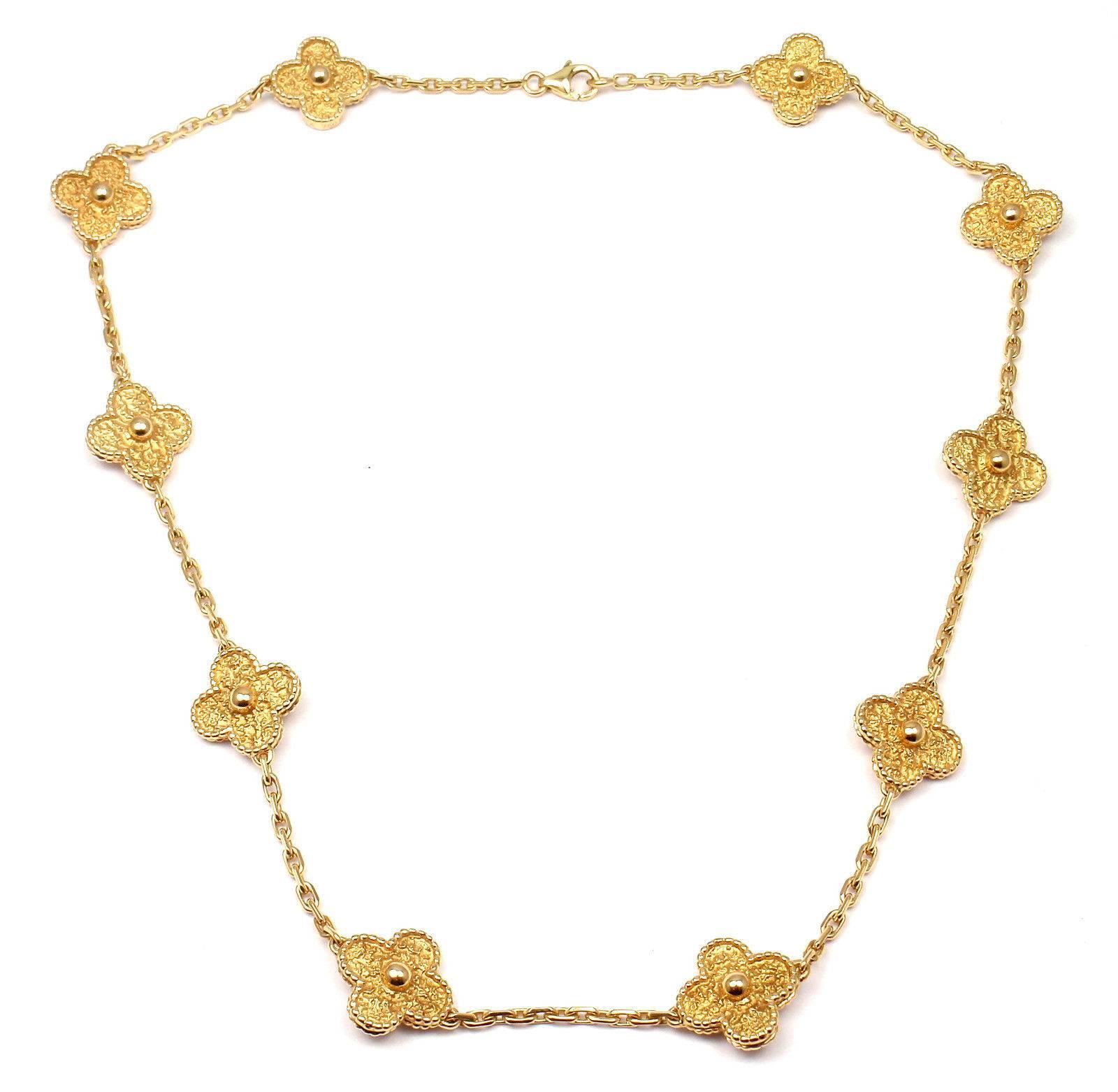 Van Cleef & Arpels Vintage Alhambra 10 Motif Gold Necklace In New Condition In Holland, PA