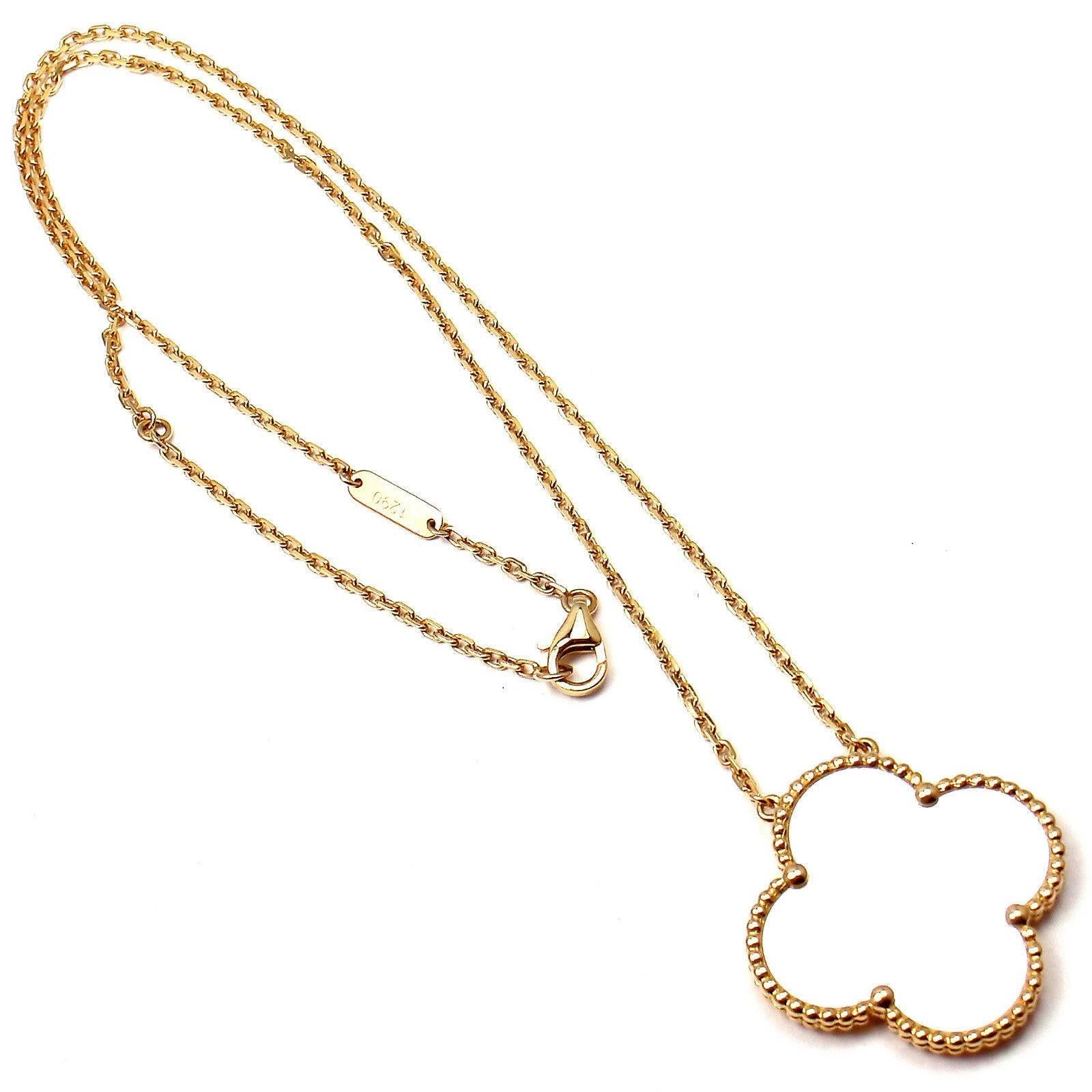 van cleef & arpels pendant necklace