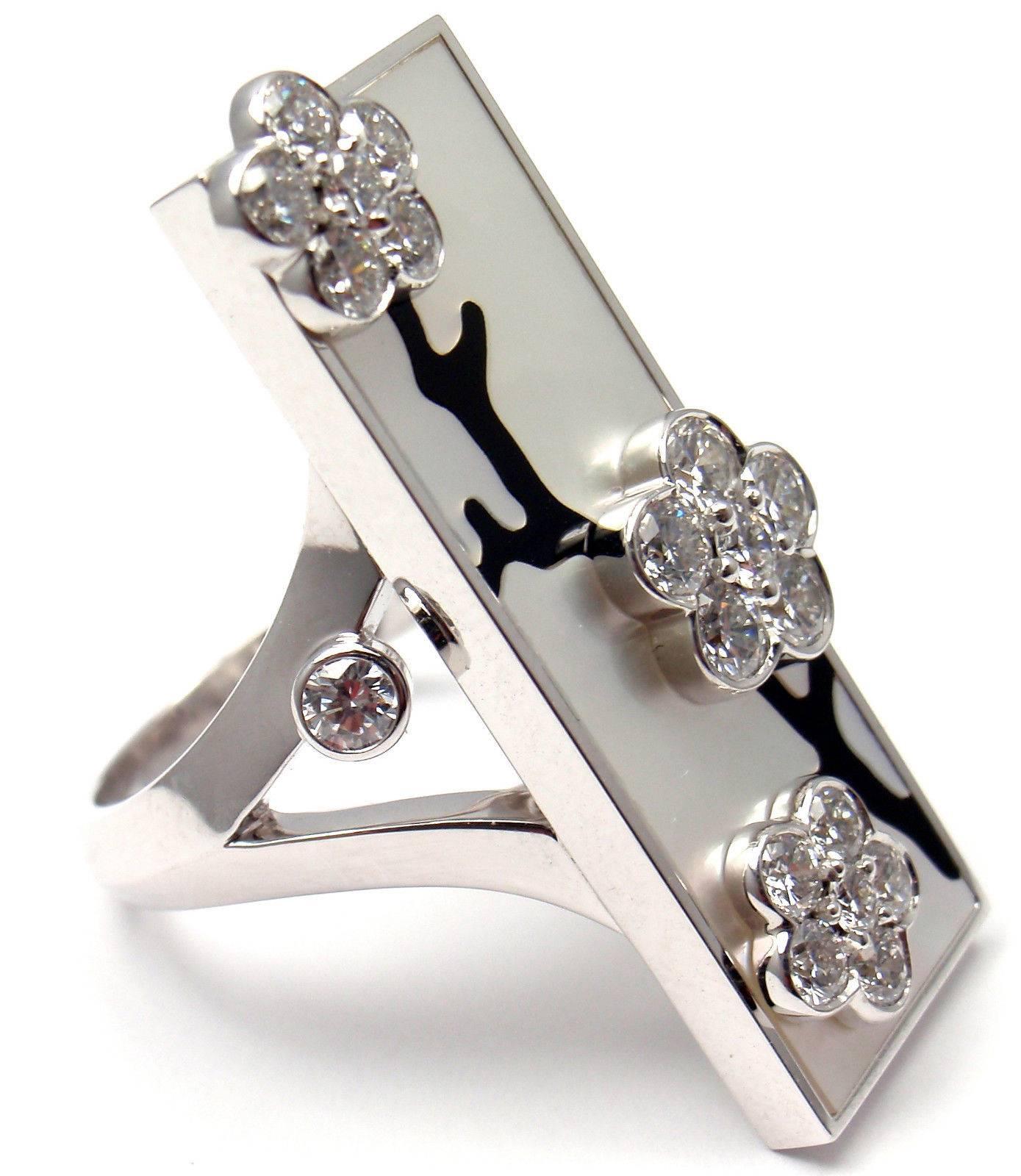 Van Cleef & Arpels Miroir des Eaux Onyx Pearl Diamond Flower Gold Ring 1
