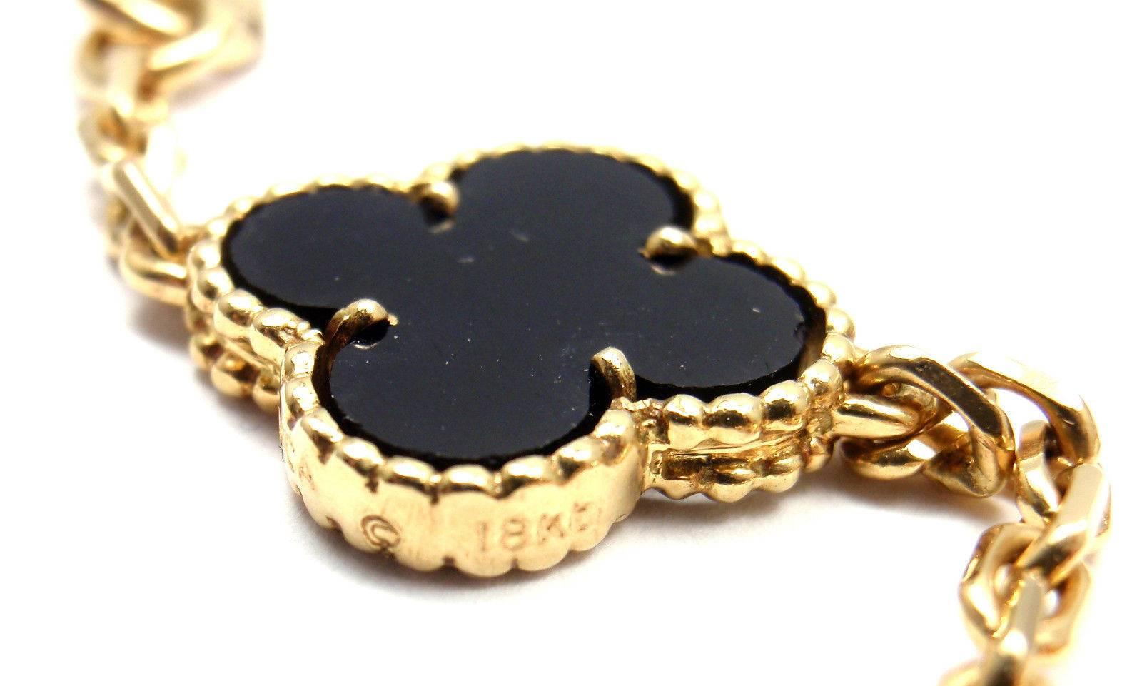 black alhambra necklace