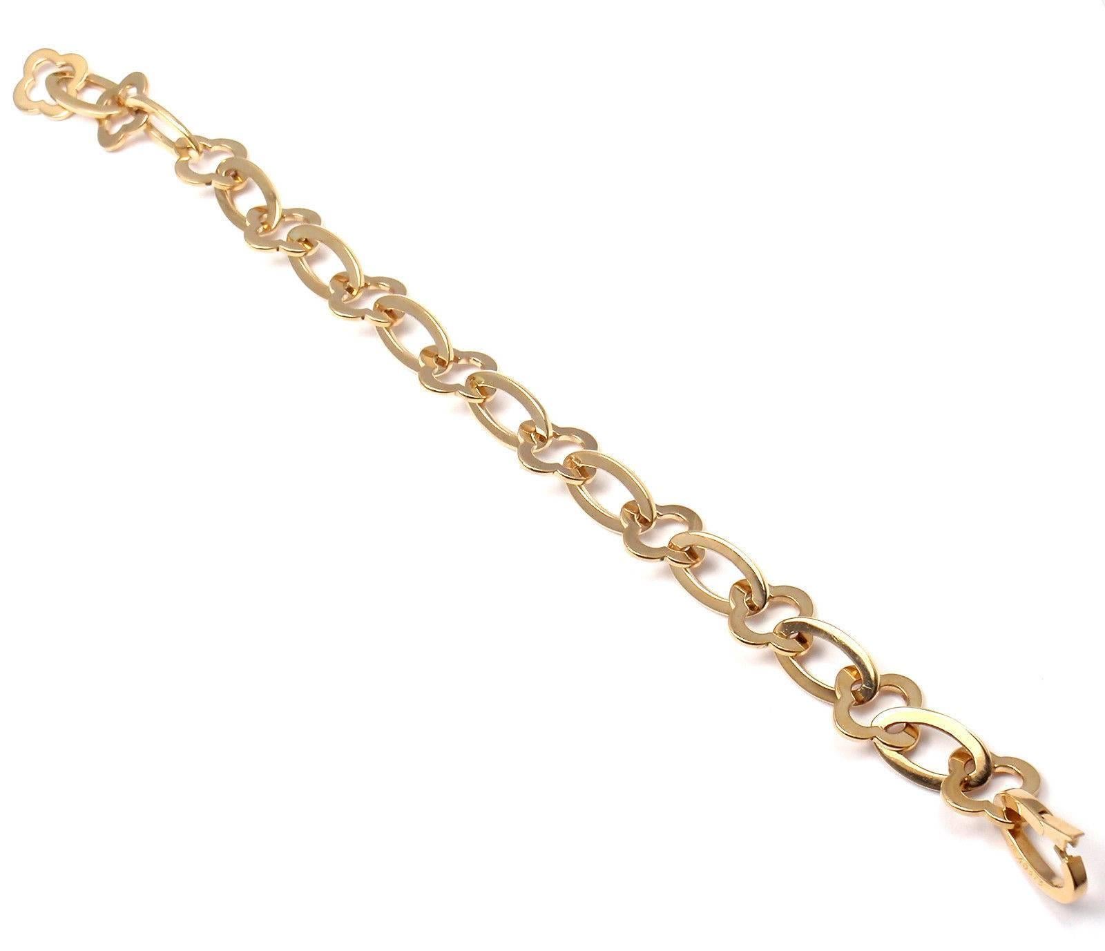 Van Cleef & Arpels Byzantinisches Alhambra-Goldarmband im Zustand „Neu“ in Southampton, PA