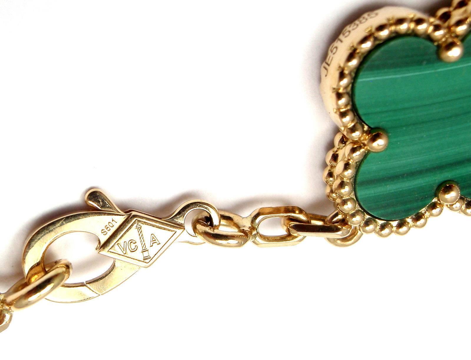 Van Cleef & Arpels 5 Motif Vintage Alhambra Malachite Gold Bracelet In New Condition In Holland, PA