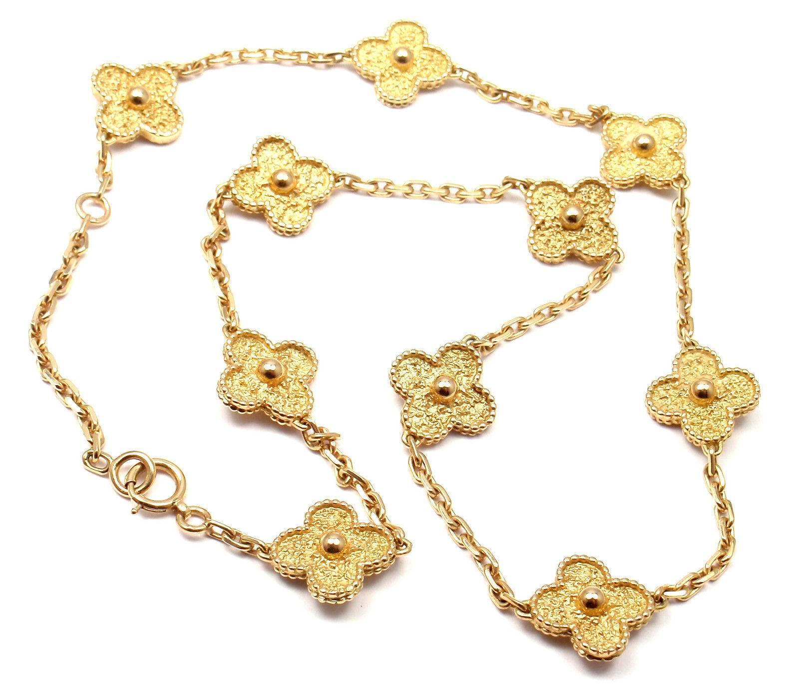 18k Yellow Gold Vintage Alhambra 10 Motif Necklace by Van Cleef & Arpels.

Details:
Length: 18