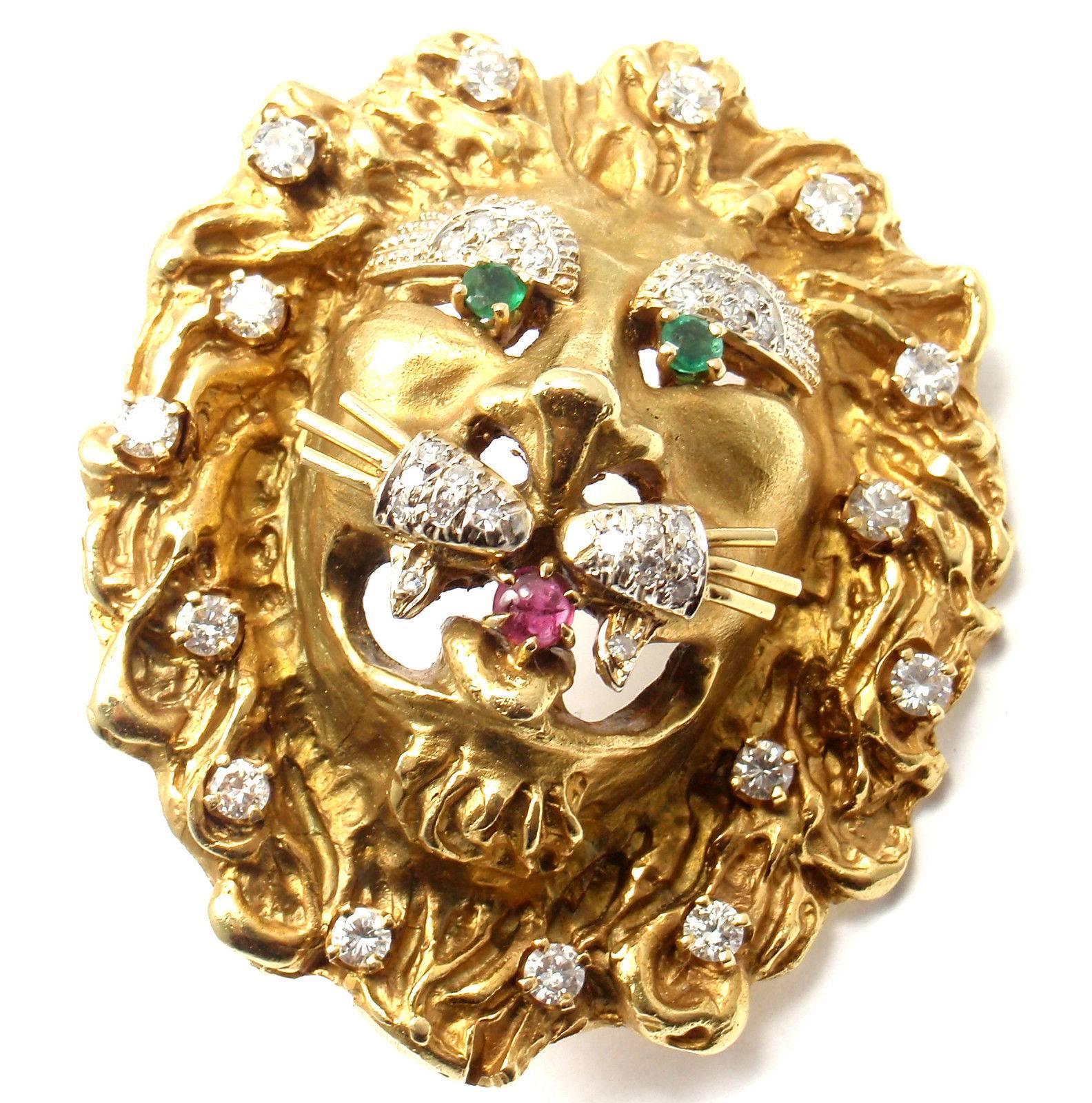 gold lion brooch