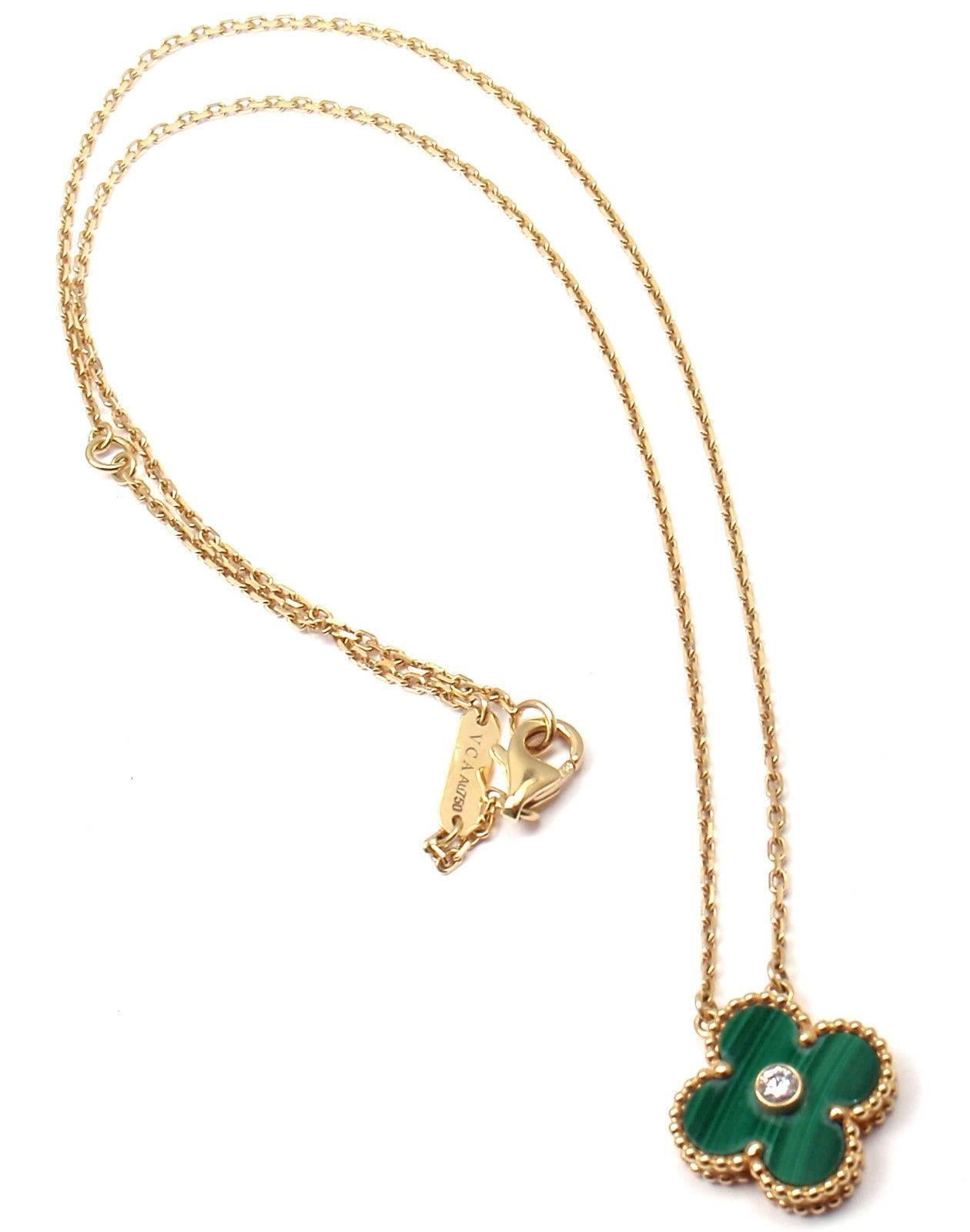 Van Cleef & Arpels Limited Edition Alhambra Malachite Diamond Gold Necklace 3