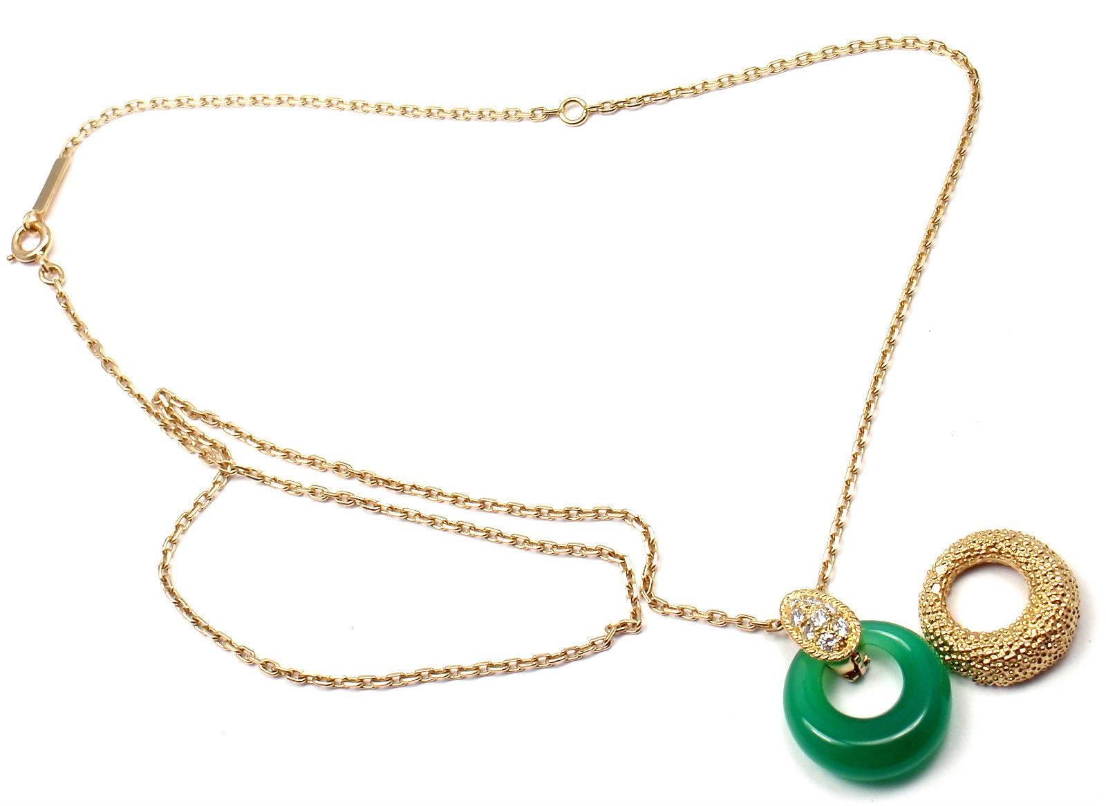Van Cleef & Arpels Chalcedony Diamond Gold Pendant Necklace 1