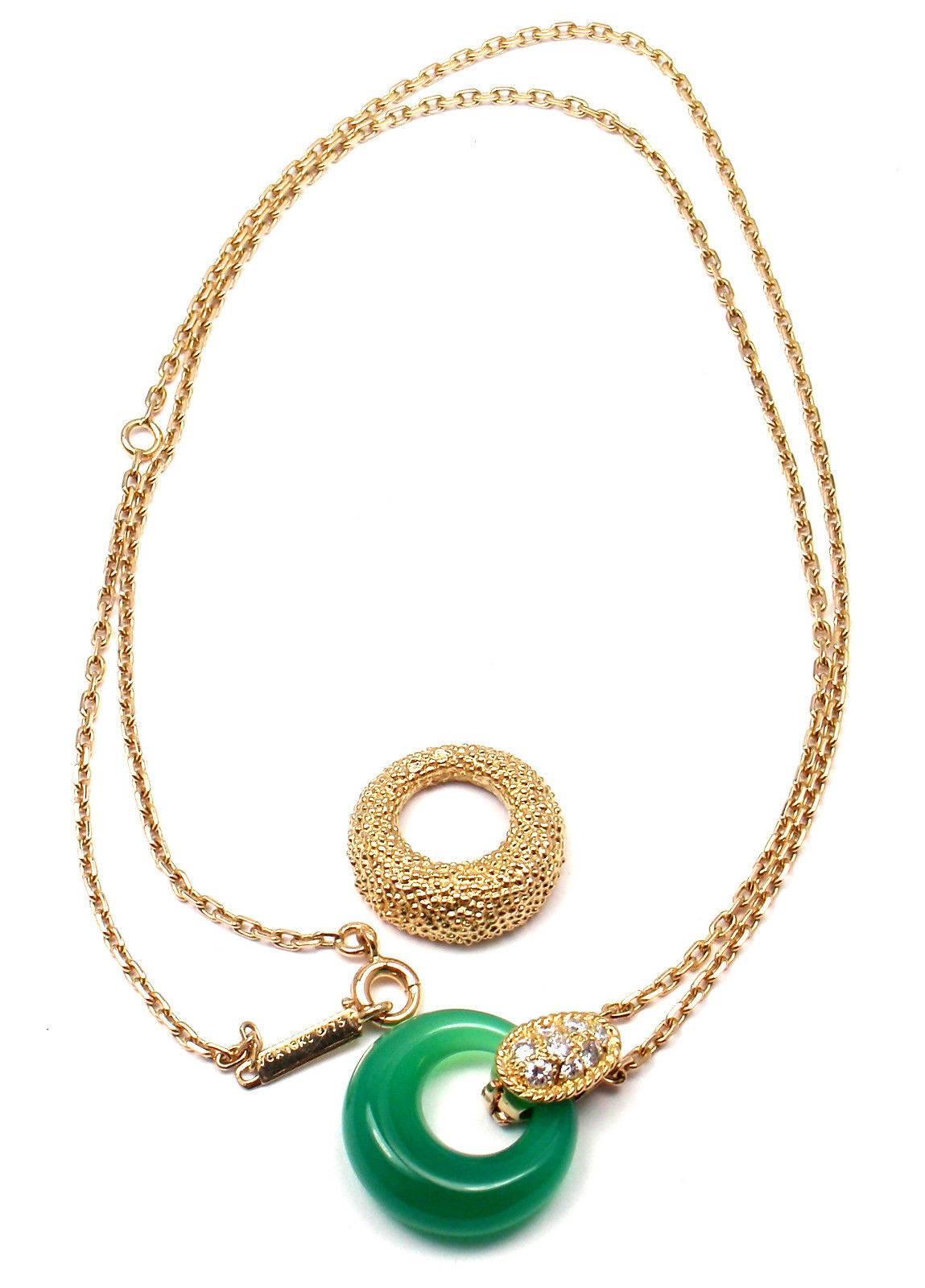 Van Cleef & Arpels Chalcedony Diamond Gold Pendant Necklace 6