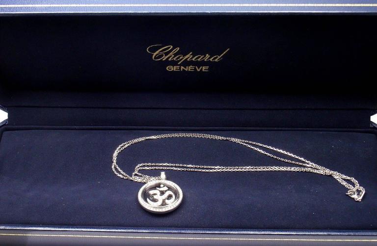 Chopard Diamond Gold Om Pendant Necklace At 1stdibs - Chopard Om Diamond Pendant