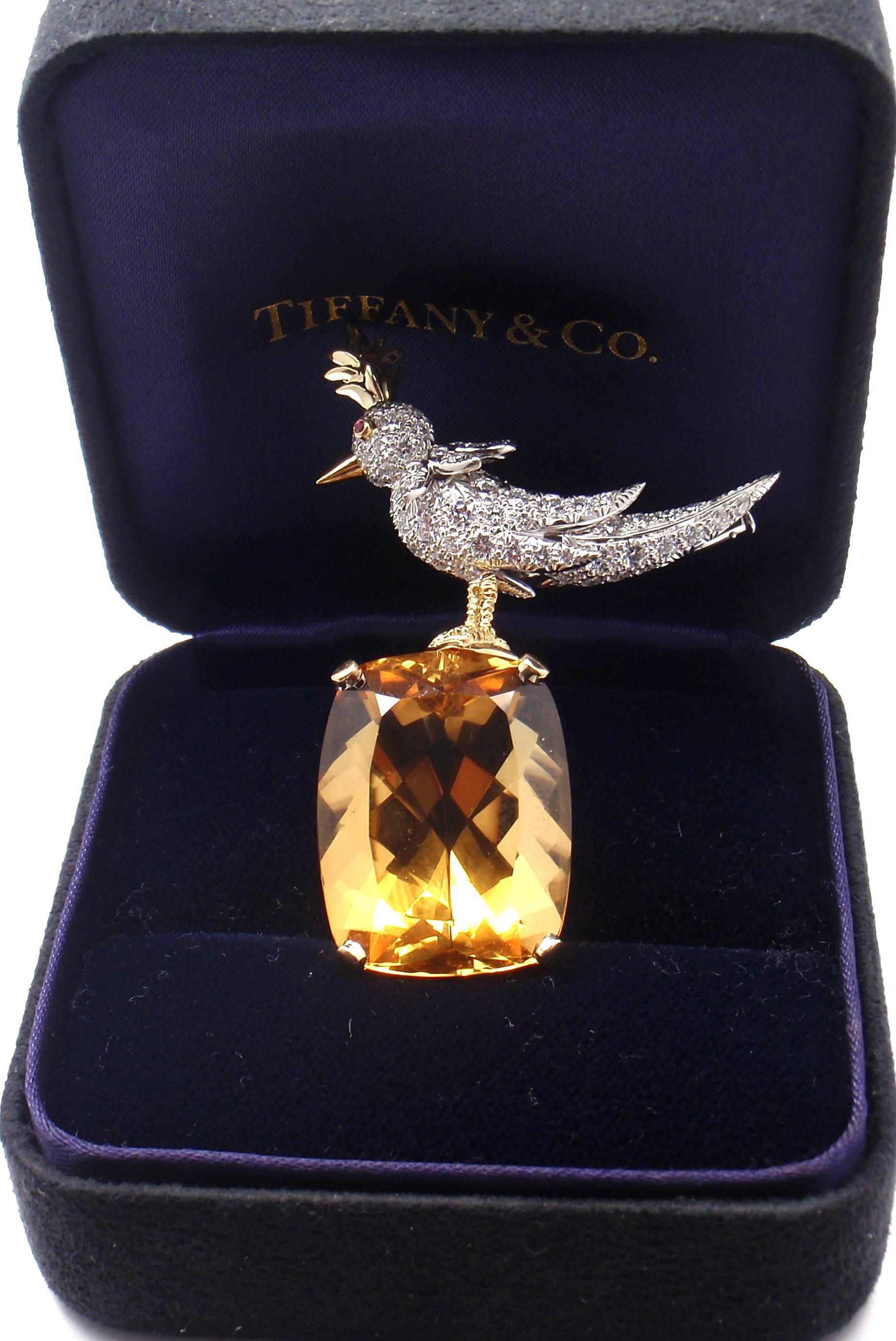 Tiffany & Co. Schlumberger 56 Carat Citrine Diamond Gold Bird on a Rock Brooch In New Condition In Holland, PA