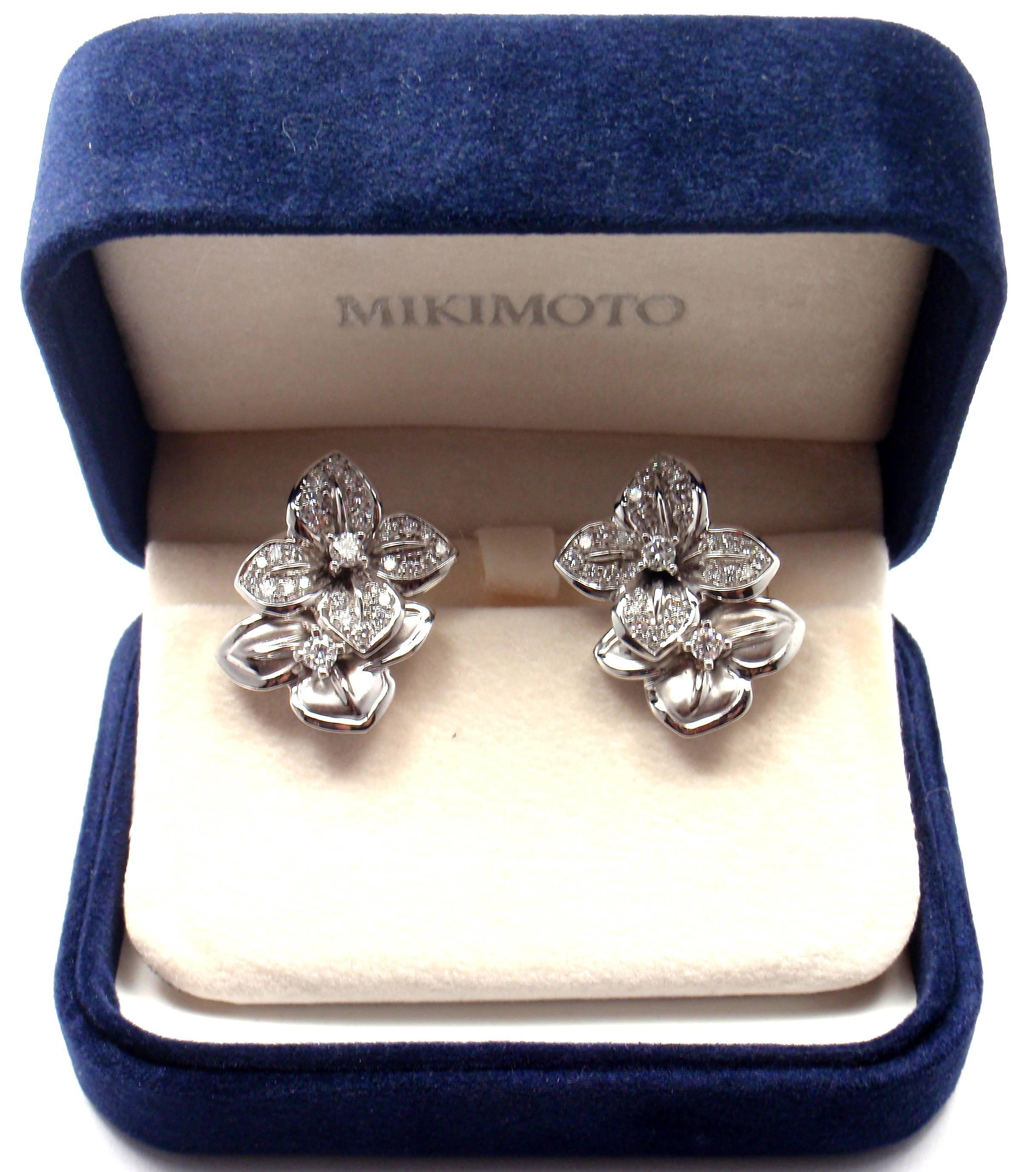 Mikimoto Diamond Gold Flower Earrings In New Condition In Holland, PA