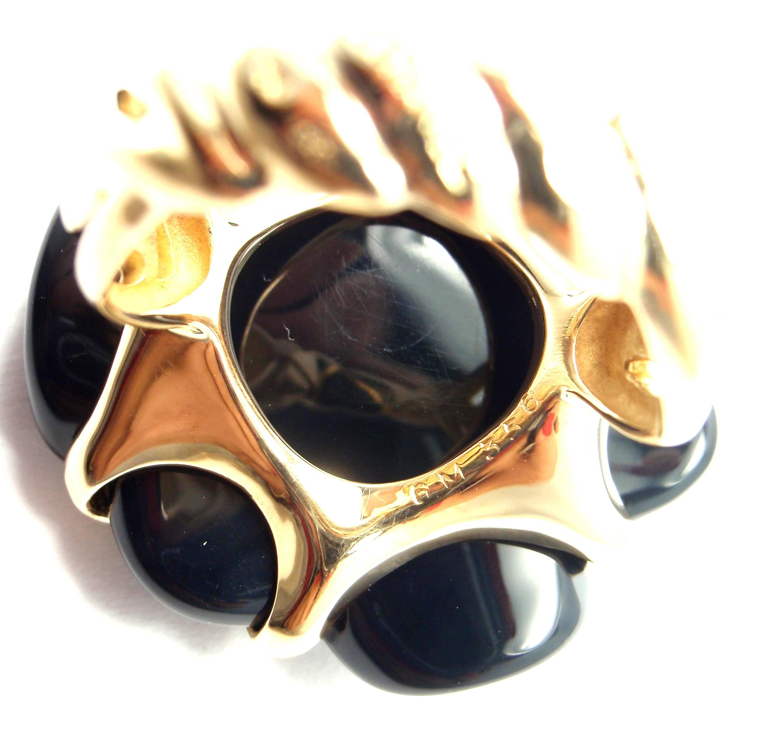 Chanel Camelia Black Onyx Gold Medium Flower Ring In New Condition In Holland, PA