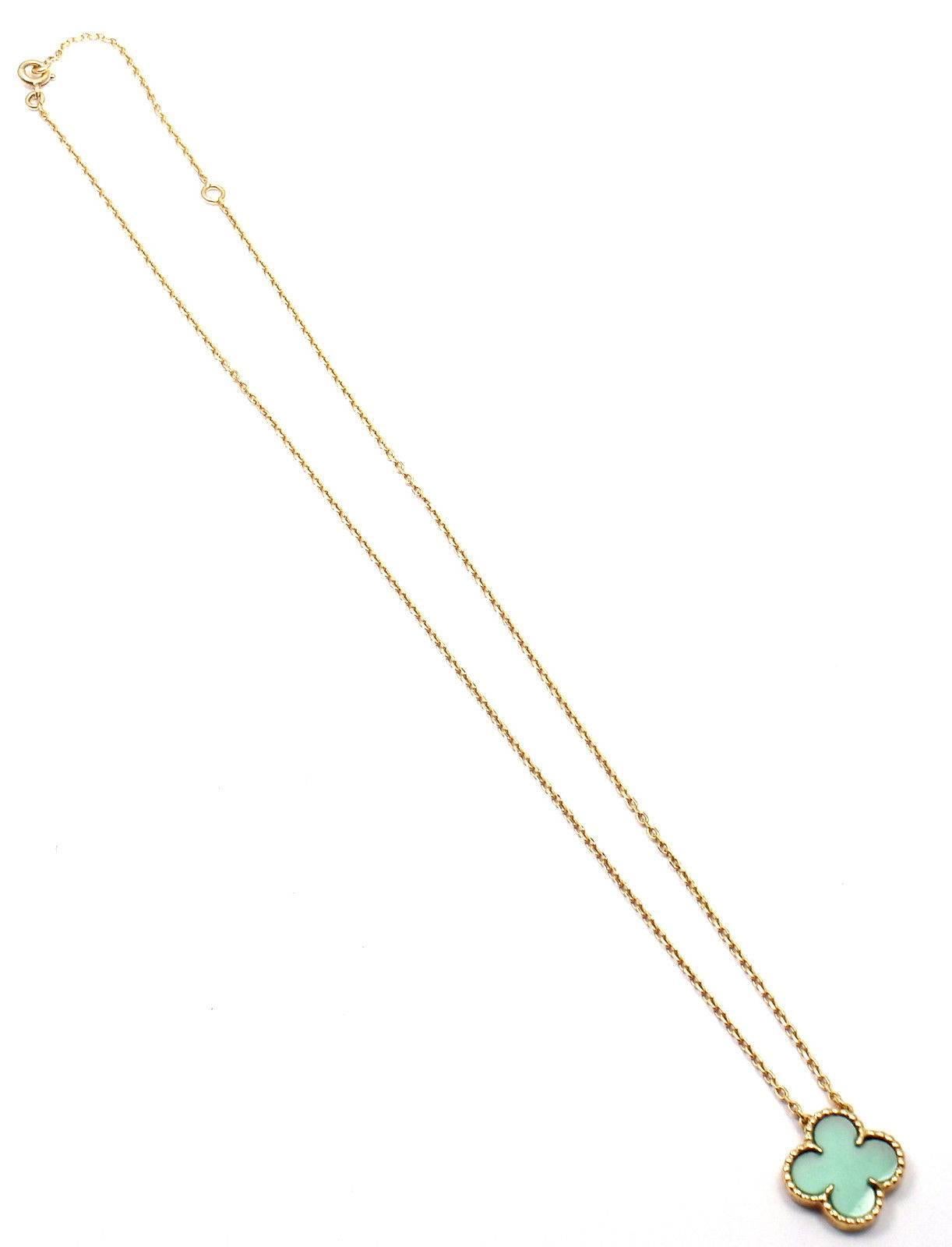 Van Cleef & Arpels Alhambra Green Chalcedony Yellow Gold Pendant Necklace 3