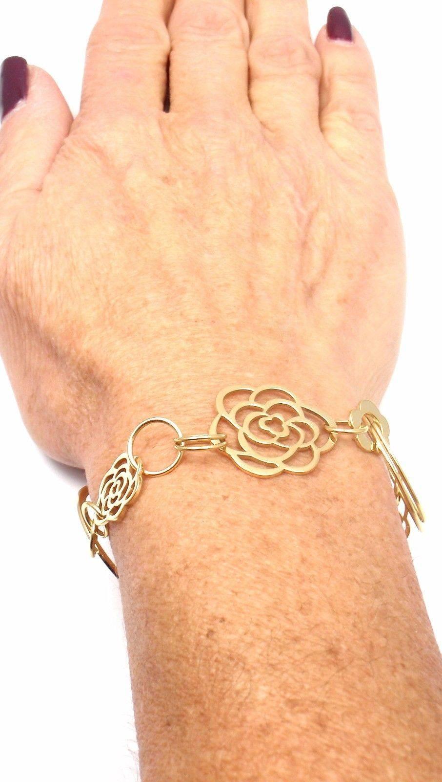 Chanel Camélia Camellia Sautoir Flower Link Yellow Gold Bracelet In New Condition In Holland, PA