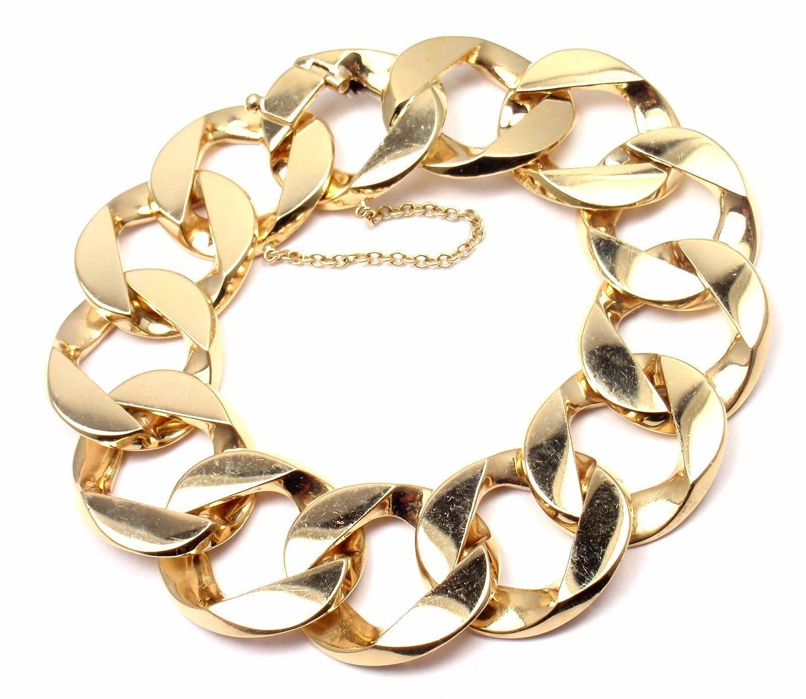 When Verdura designed the Curb-Link bracelet for Greta Garbo in the late 1930's he created a 