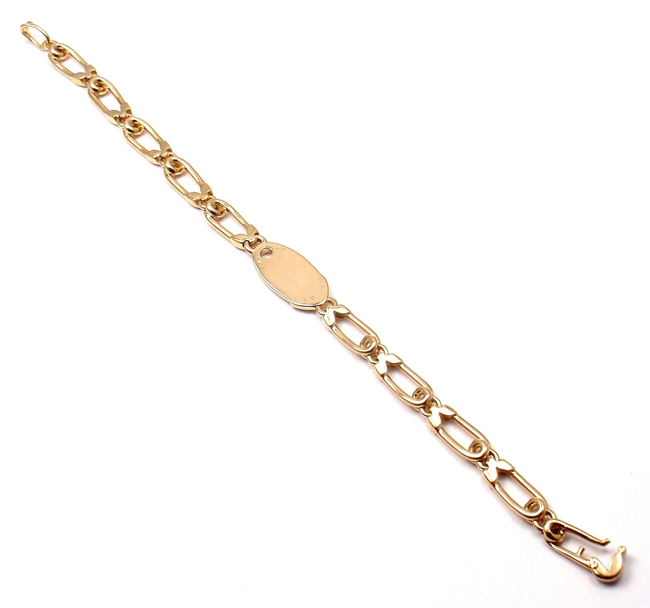 Hermes Safety Pin Link Chain Gold Bracelet In New Condition In Holland, PA
