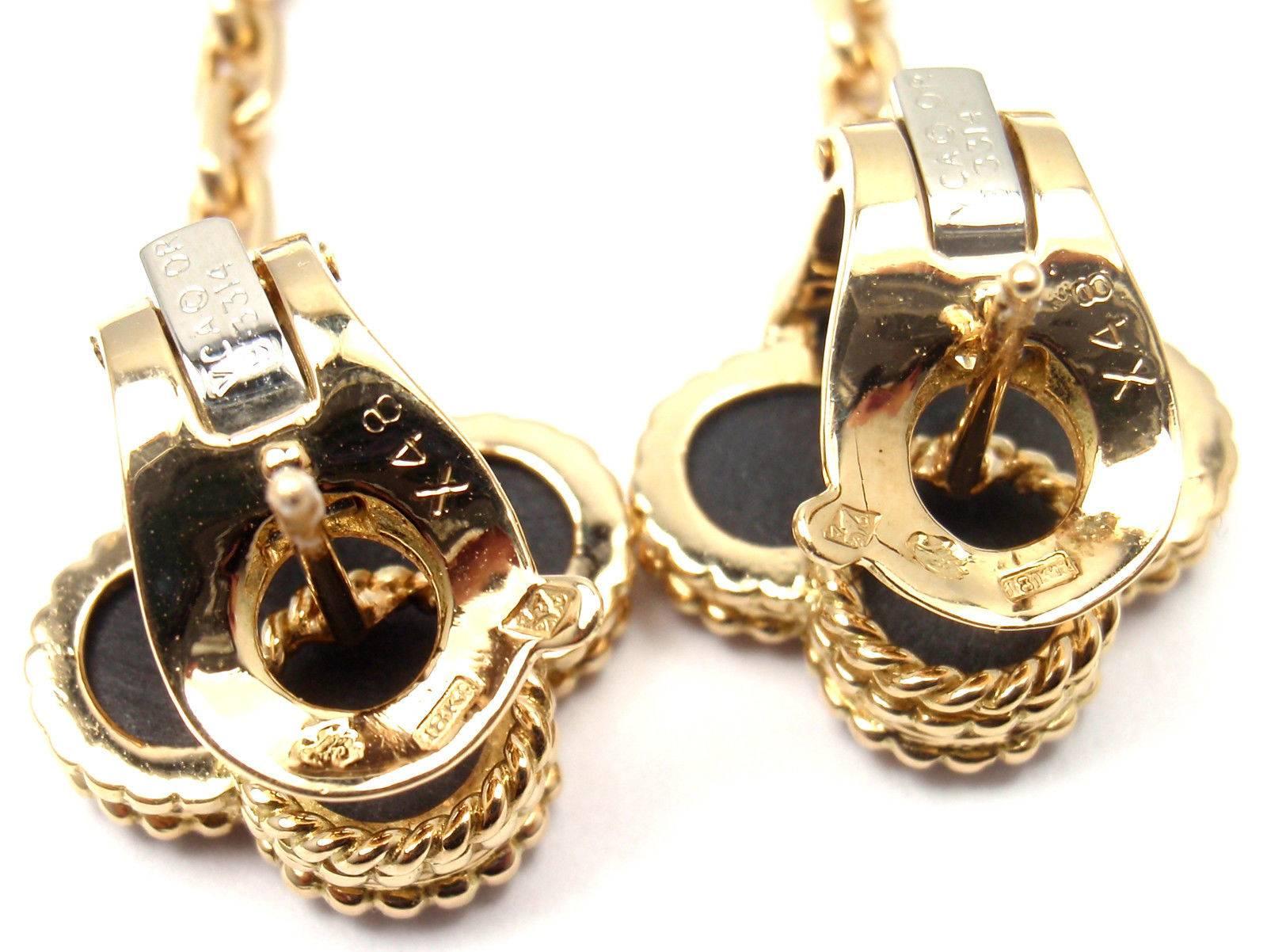 Women's or Men's Van Cleef & Arpels Black Onyx Magic Alhambra Gold Earrings