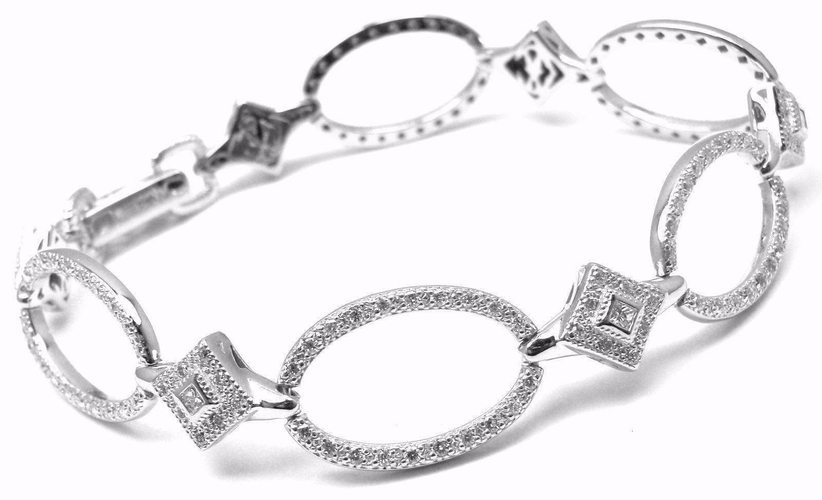 18k White Gold Diamond Circle Link Bracelet by Charriol. 
With 154 round diamonds total weight approx.1ct
 
Details: 
Length: 7