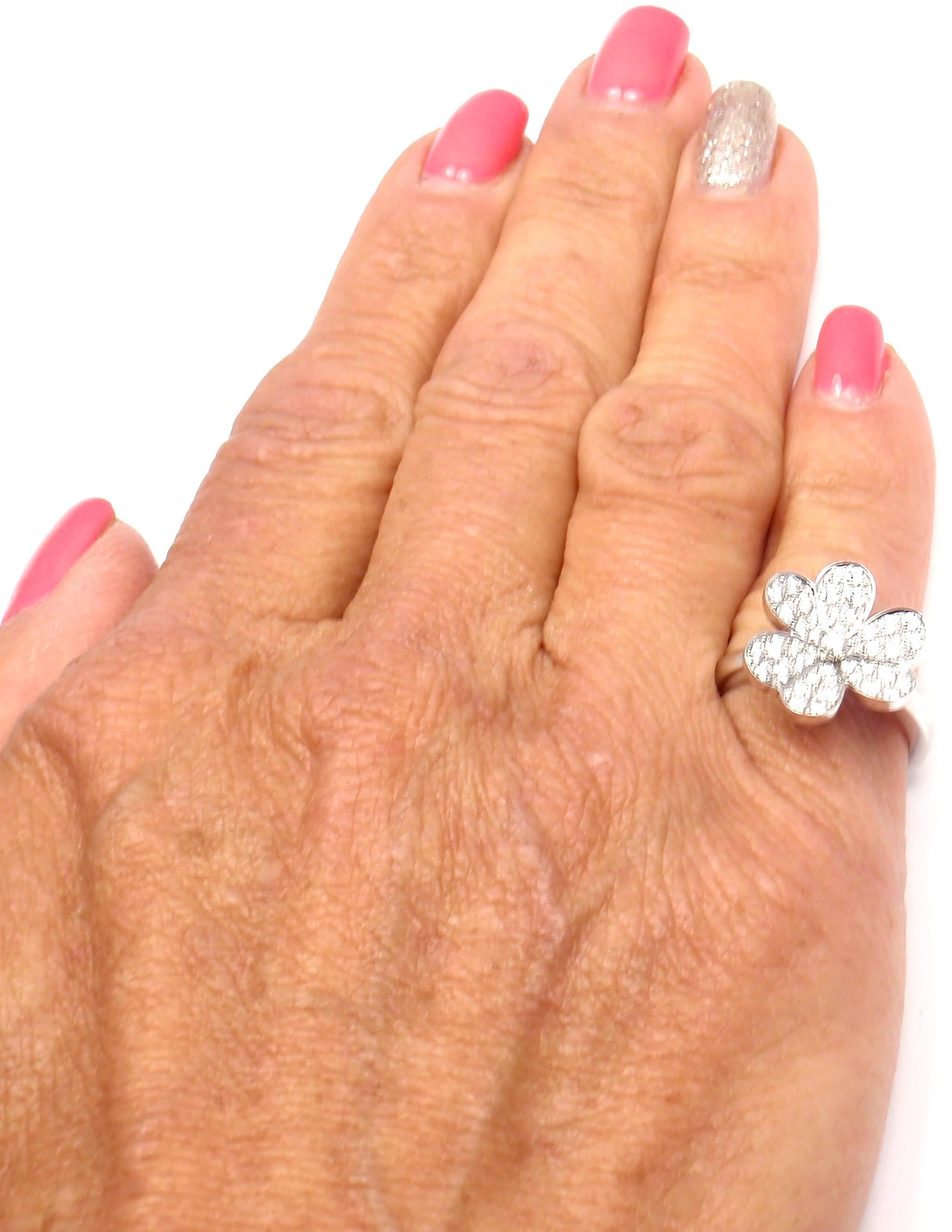 VAN CLEEF & ARPELS Frivole Diamond Flower White Gold Ring 2