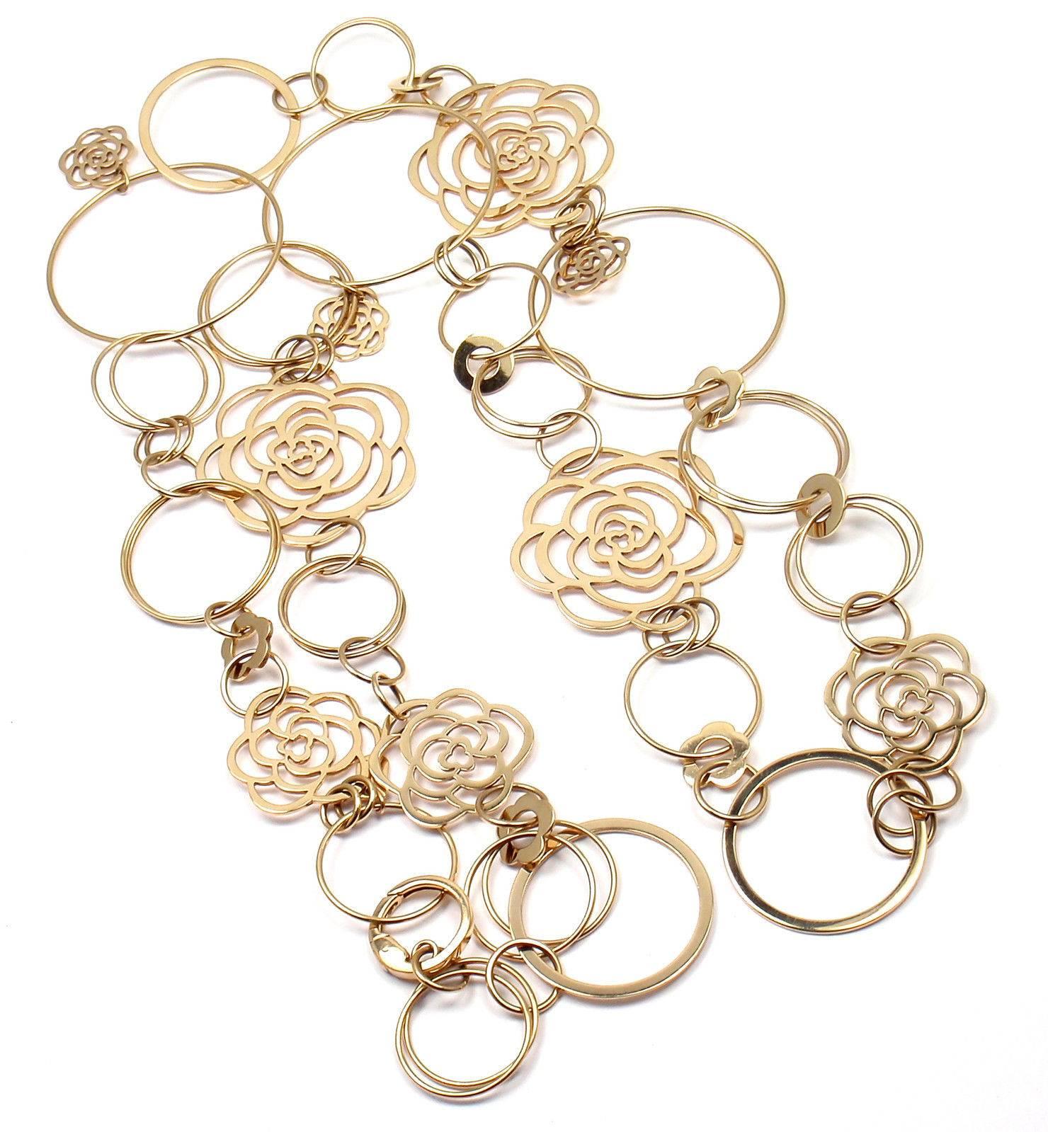 Chanel Camélia Camellia Sautoir Flower Large Version Yellow Gold Link Necklace In New Condition In Southampton, PA