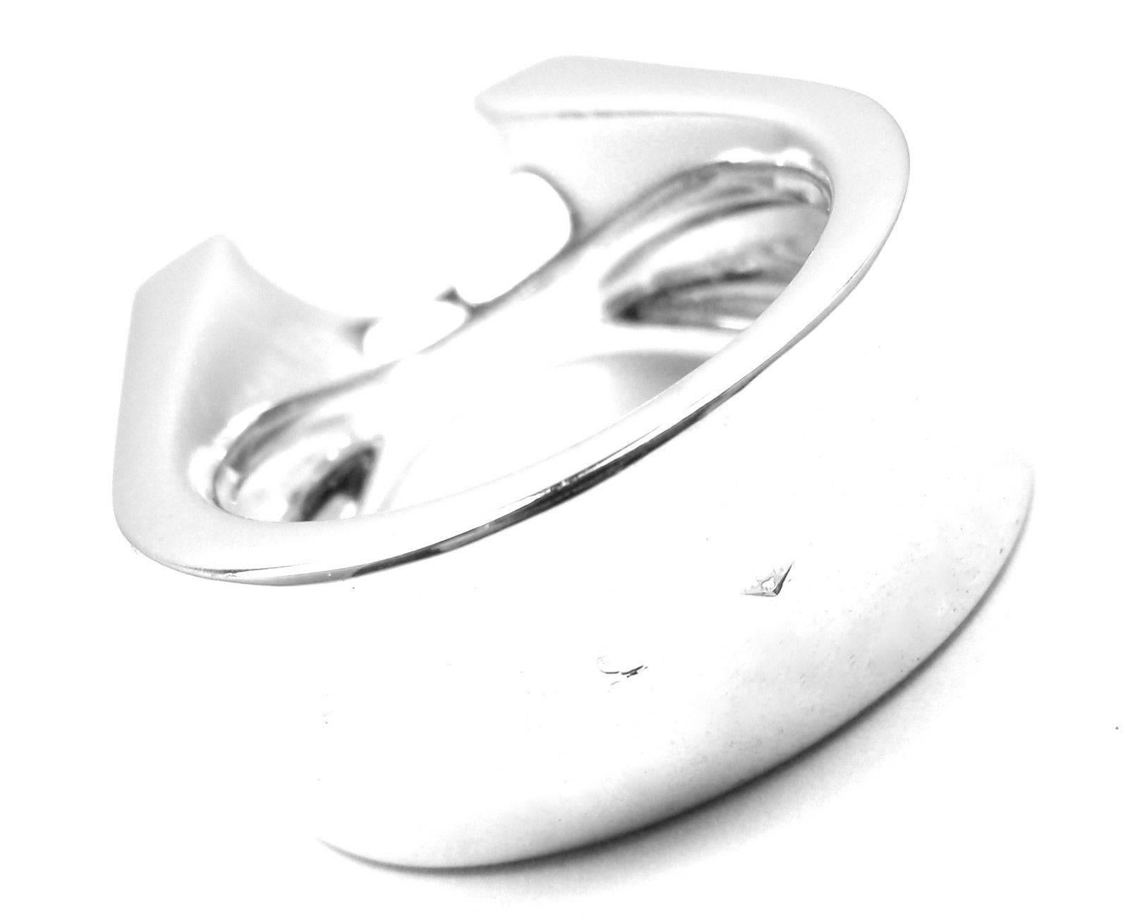 Anillo Cartier Piedra Lunar Grande Oro Blanco en Nuevo estado para la venta en Southampton, PA