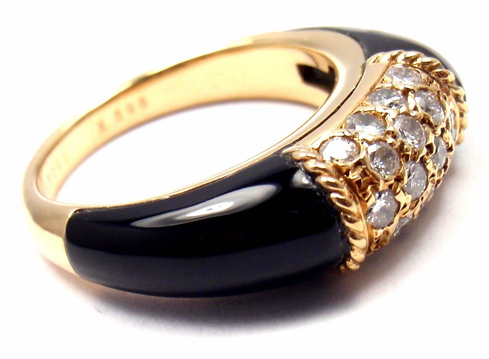 Women's or Men's Van Cleef & Arpels Black Onyx Diamond Yellow Gold Band Ring