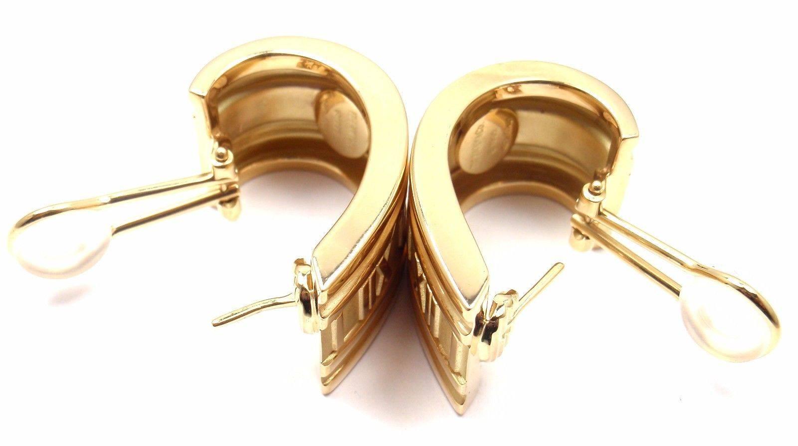 Tiffany & Co. Atlas Extra Large Yellow Gold Hoop Earrings In New Condition In Holland, PA
