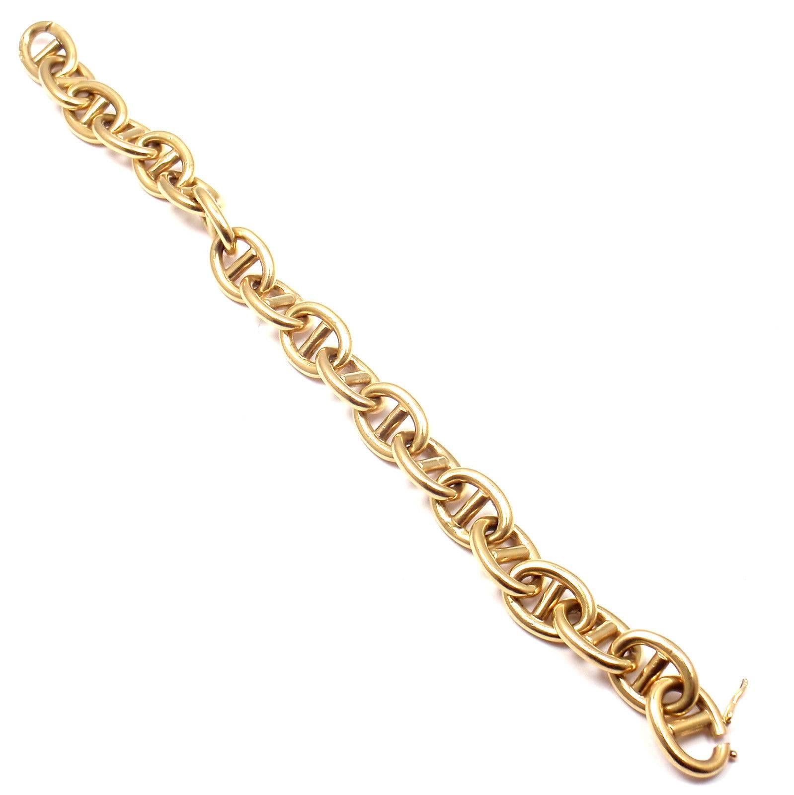 1960s French Solid Yellow Gold Anchor Link Bracelet 1