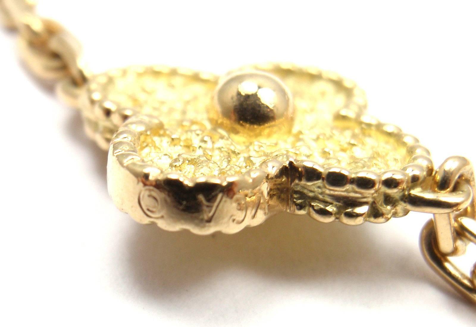 Van Cleef & Arpels Vintage Alhambra Gold 20 Motif Necklace In New Condition In Southampton, PA