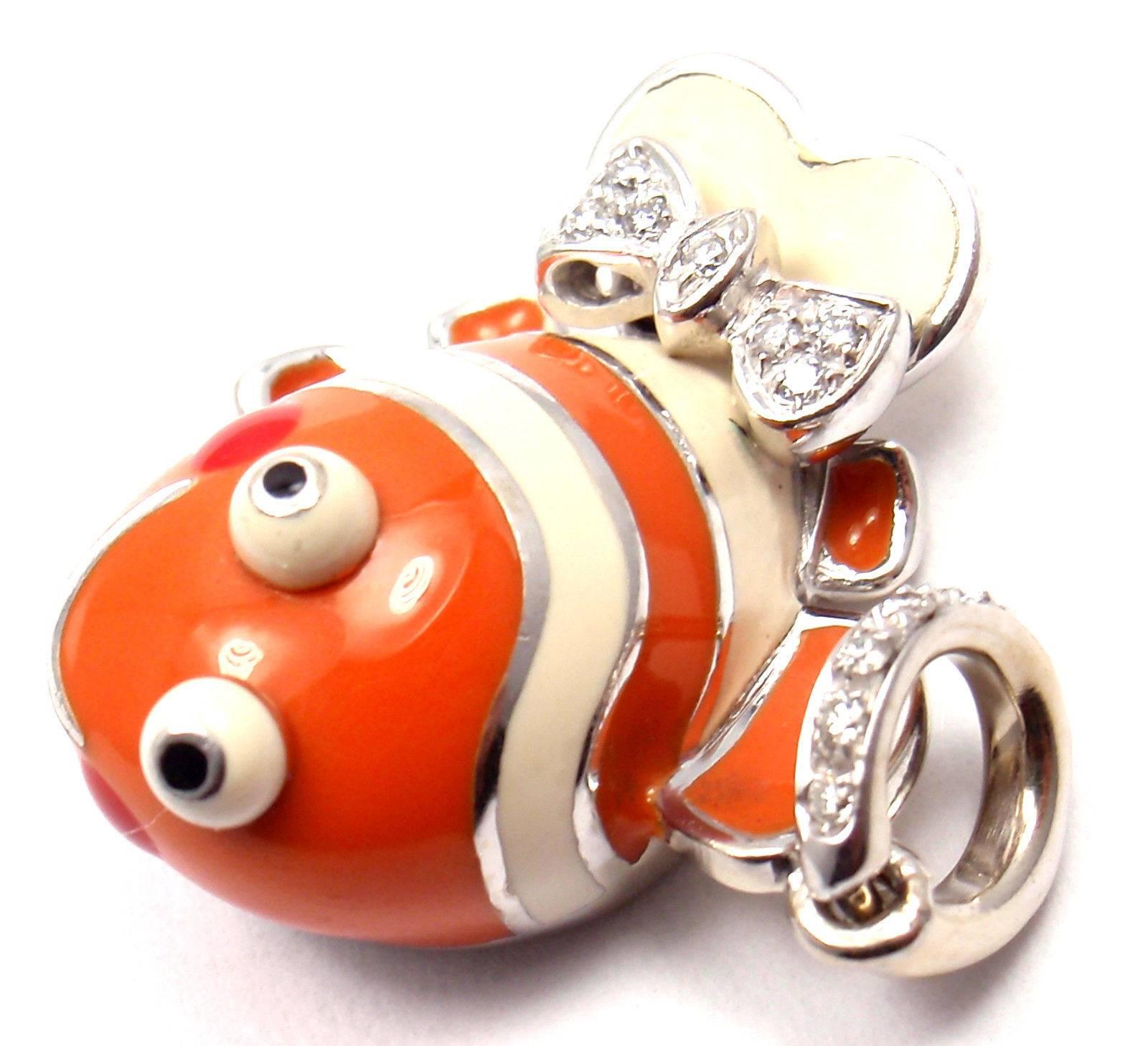 Aaron Basha Diamond White Gold Clown Fish Charm Pendant In New Condition In Holland, PA