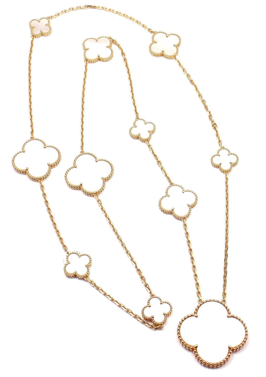 Van Cleef & Arpels Magic Alhambra 11 Motifs Mother-of-Pearl Yellow Gold Necklace In New Condition In Holland, PA