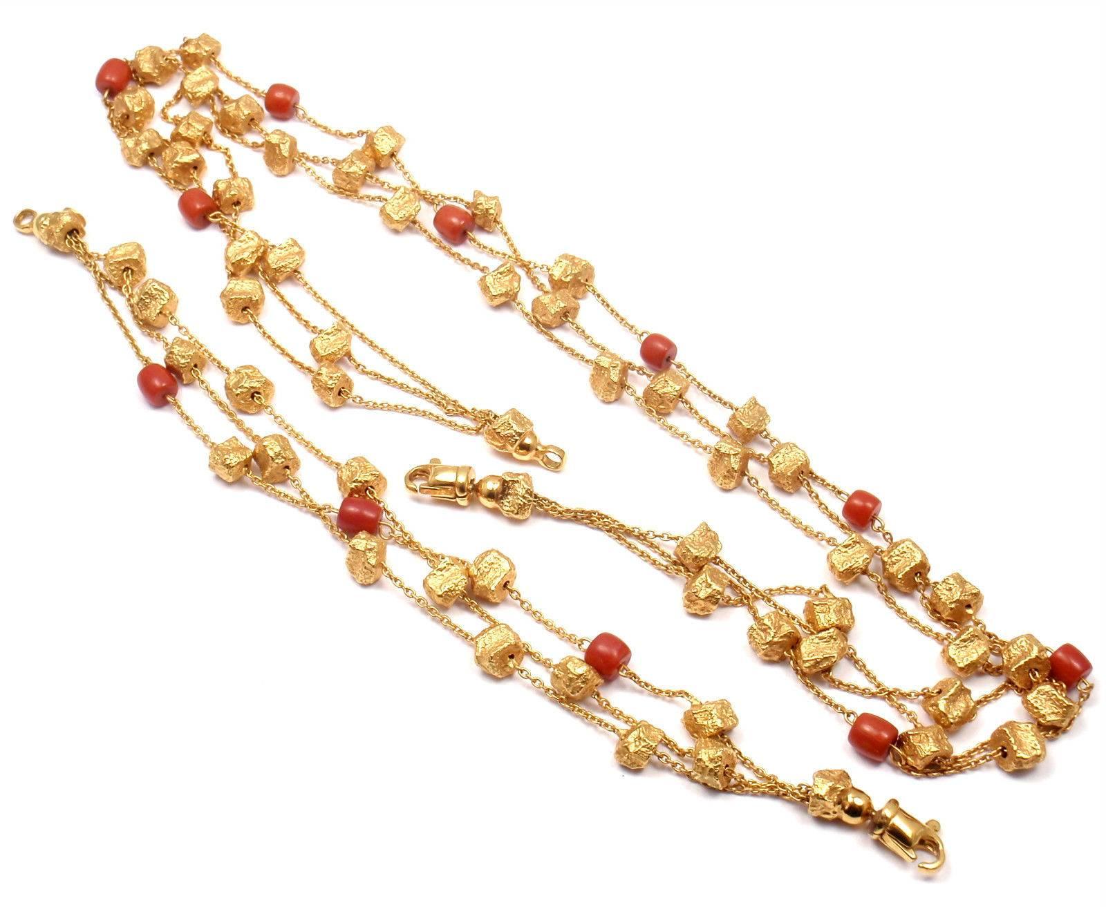 18k Yellow Gold And Coral Nuggets Set Of A Necklace And Bracelet by Roberto Coin.
With 11 coral nuggets.

Details: 
Length: Necklace: 18