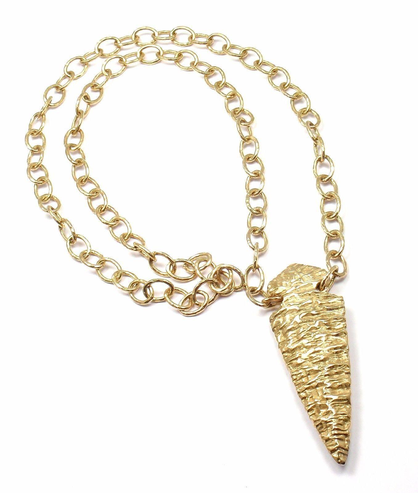 Women's or Men's Loree Rodkin Diamond Arrowhead Gold Pendant Necklace Estate of Jackie Collins