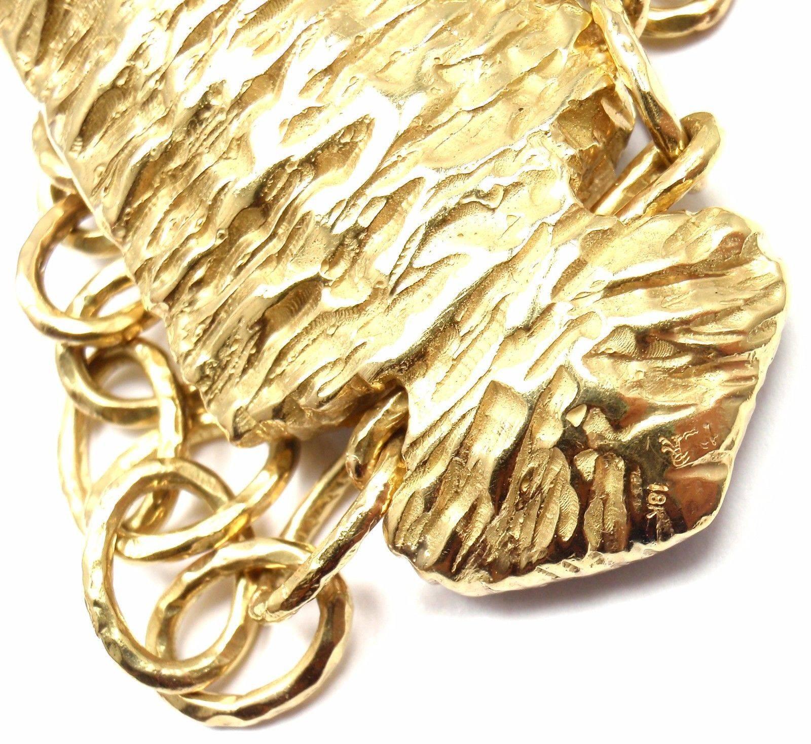 Loree Rodkin Diamond Arrowhead Gold Pendant Necklace Estate of Jackie Collins 4