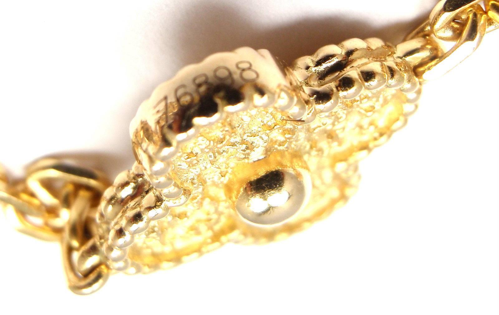 Women's or Men's Van Cleef & Arpels Vintage Alhambra Ten Motif Gold Necklace