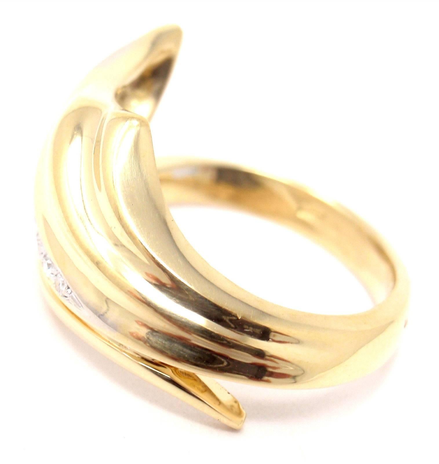 Women's or Men's Damiani Diamond Yellow Gold Ring