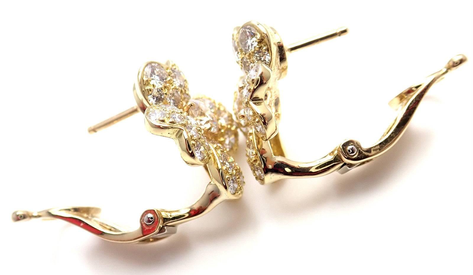 Van Cleef & Arpels Cosmos Diamond Flower Yellow Gold Earrings 2
