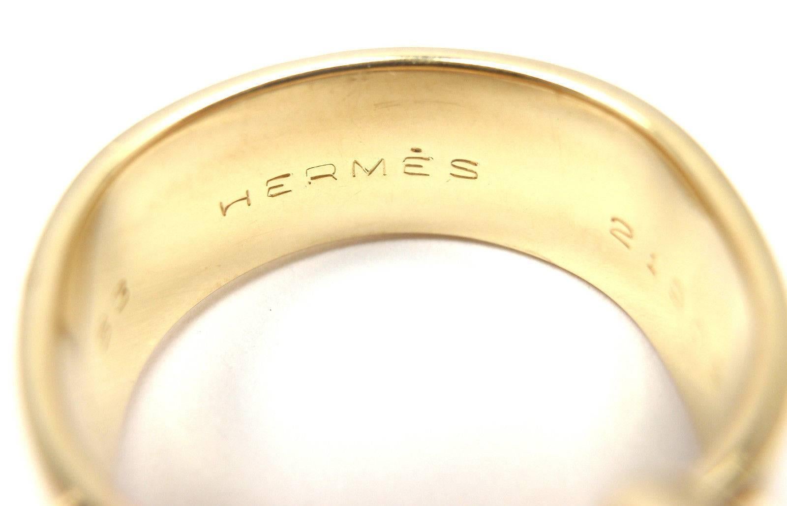 Hermes Diamond Wide Buckle Yellow Gold Band Ring In New Condition In Holland, PA