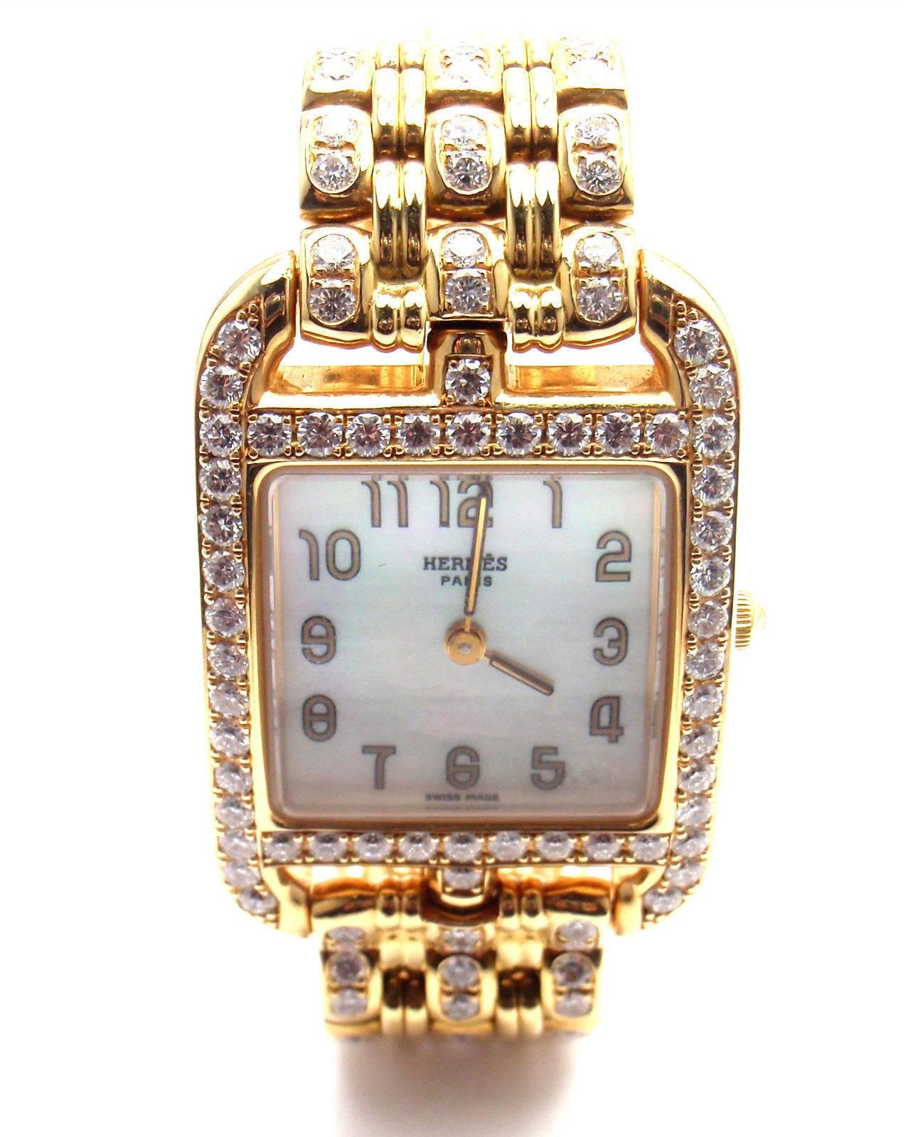18k yellow gold diamond Cape Cod watch by Hermes. 
With 96 round brilliant cut diamonds VVS1 clarity, E color total weight approx. 1.92ct
Details: 
Style Number: Cape Cod
Reference Number:  CC1.289
Case Dimensions:  23mm x 23mm
Movement: Quartz
Case