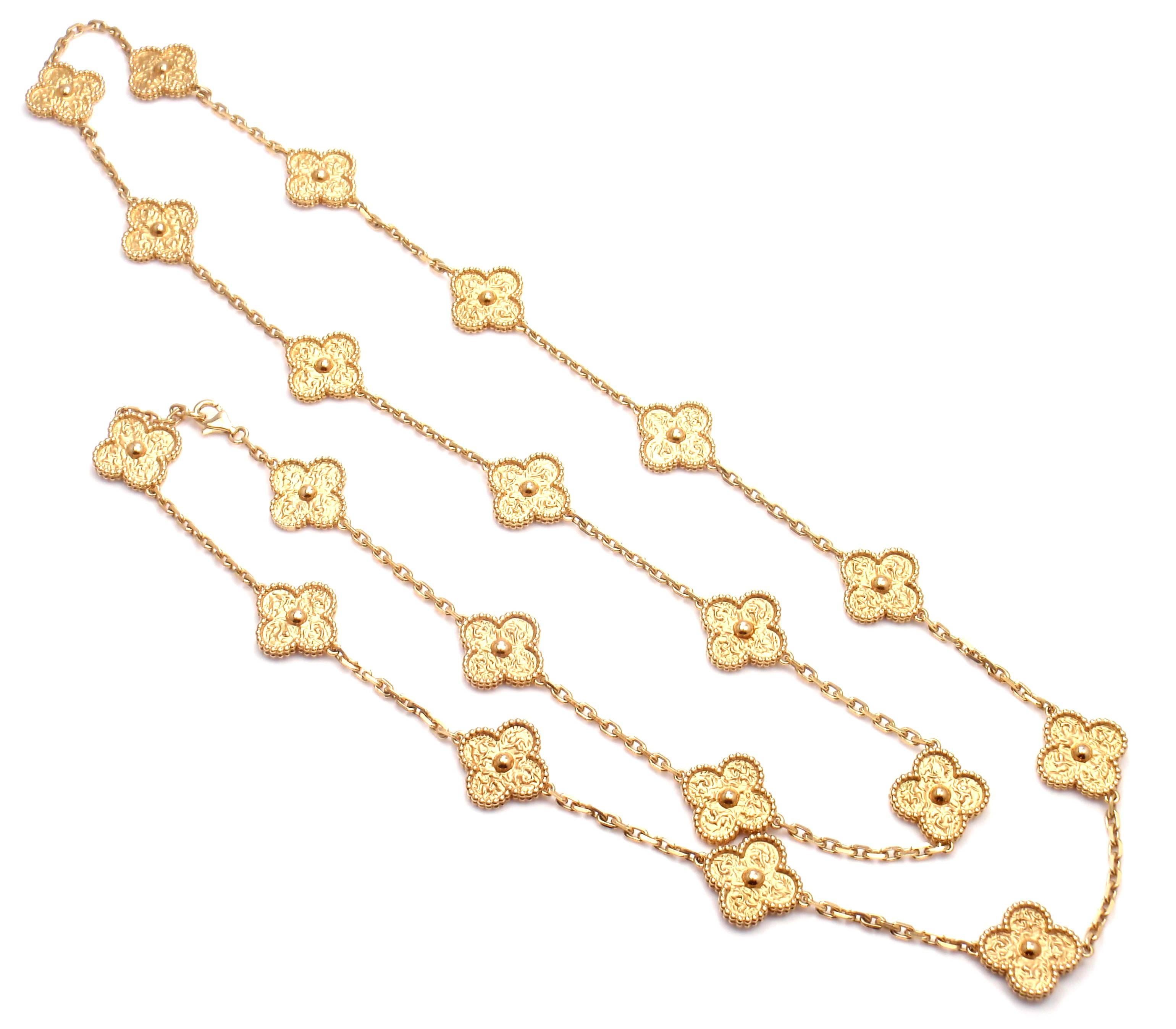 Van Cleef & Arpels Vintage Alhambra Gold 20 Motif Necklace In New Condition In Holland, PA