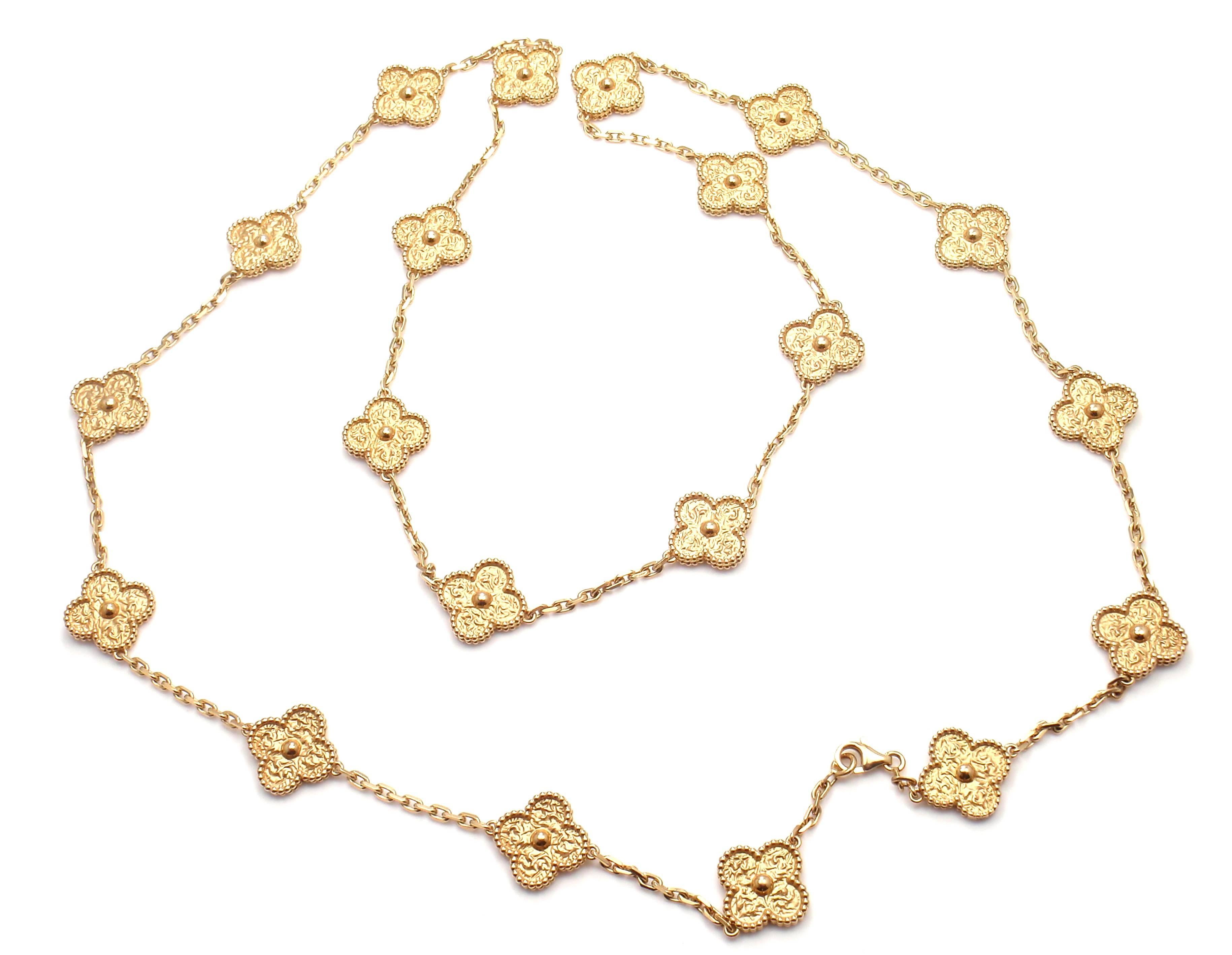 Women's or Men's Van Cleef & Arpels Vintage Alhambra Gold 20 Motif Necklace