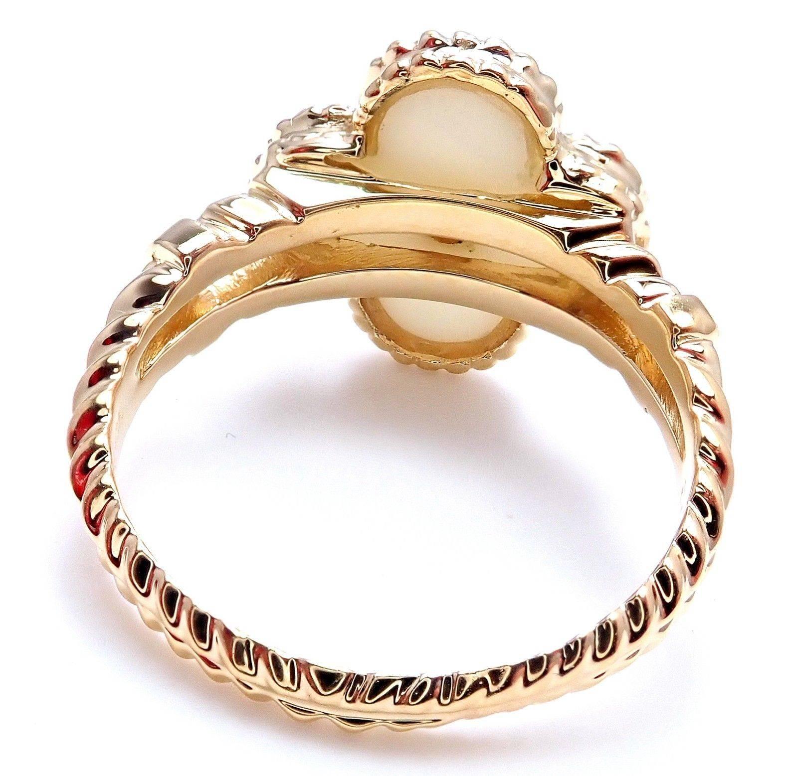 Van Cleef & Arpels Yellow Gold White Coral Diamond Alhambra Ring In New Condition In Holland, PA