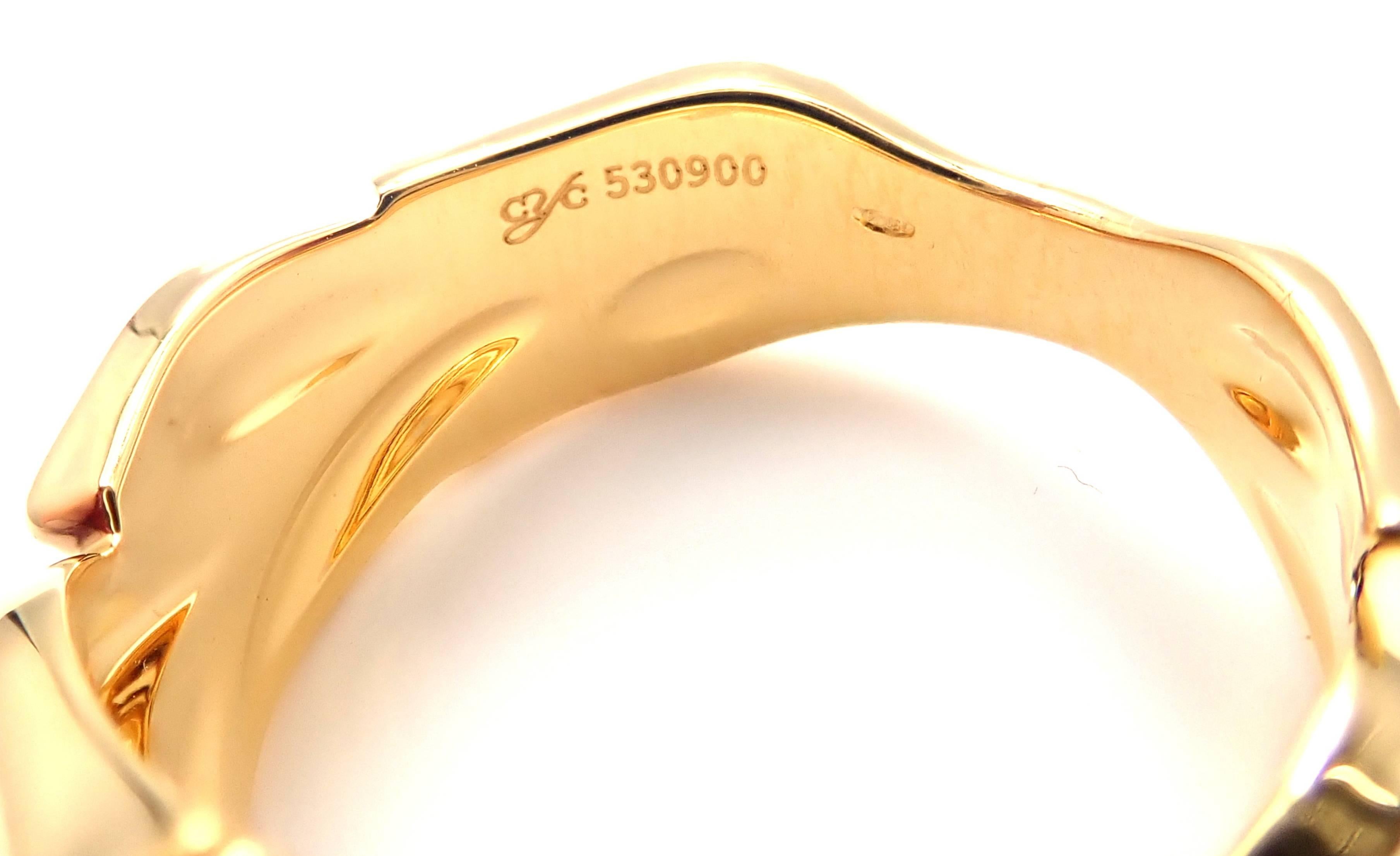 Women's or Men's Carrera Y Carrera Mi Princes Greco Roman Diamond Crown Yellow Gold Band Ring For Sale
