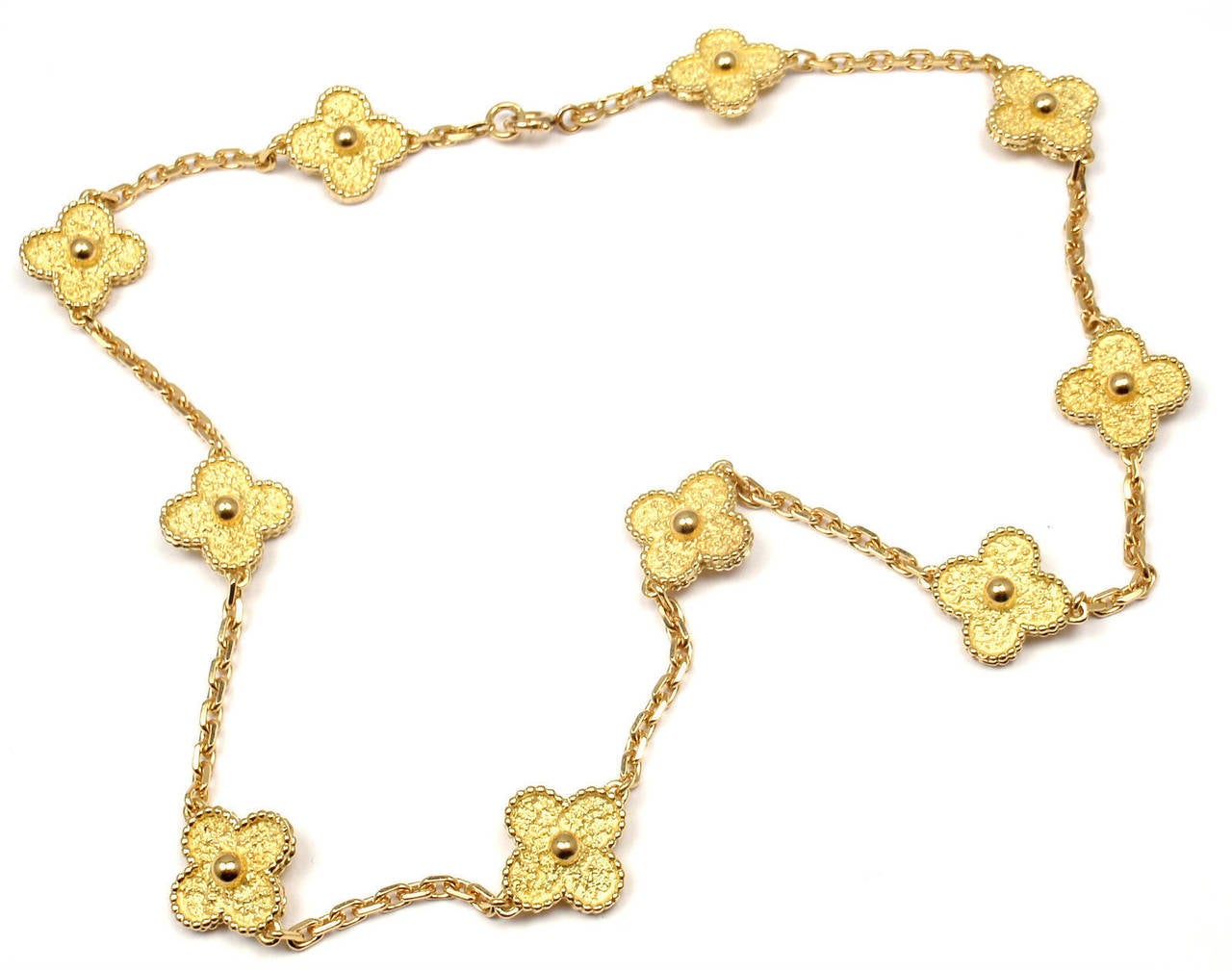18k Yellow Gold Vintage Alhambra 10 Motif Necklace by Van Cleef & Arpels.

Details:
Length: 16
